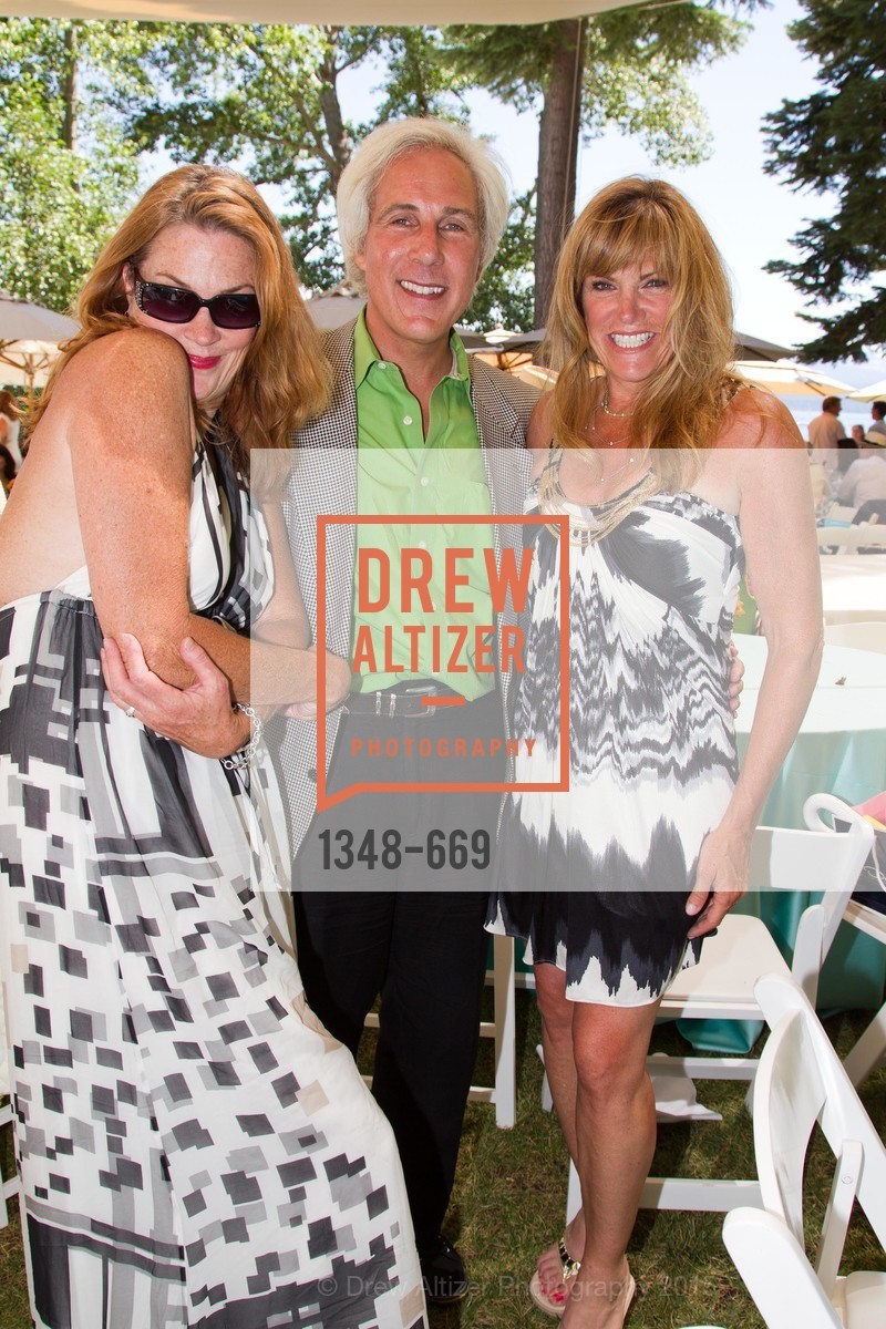 Diane Forbes, Steve Silvera, Kathy Dangler, League to Save Lake Tahoe Presents Oscar de la Renta 2010 Fashion Show, Incline Village, December 22nd, 2015, Photo #1348-669 Diane Forbes, Steve Silvera, Kathy Dangler, Photo #1348-669
