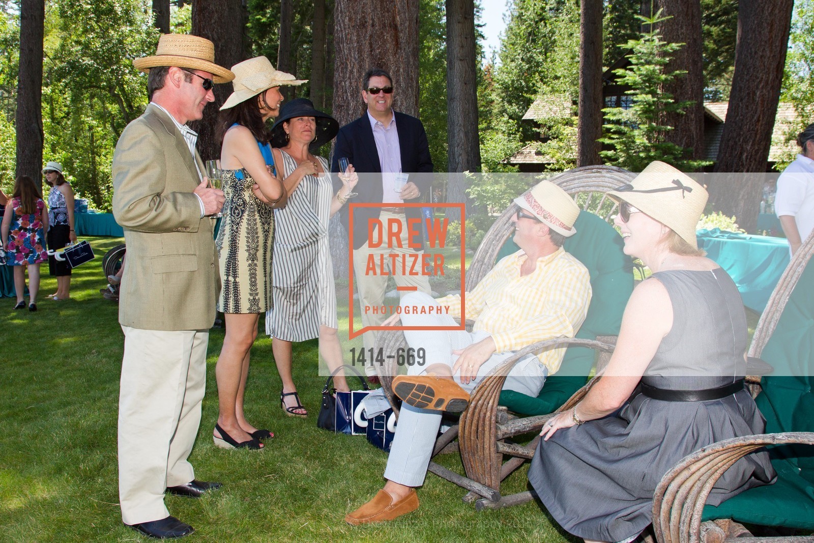 Christopher Beros, Betsy Beros, Randy Sperring, Jana Sperring, Julie Drummond, Scott Drummond, League to Save Lake Tahoe Presents Oscar de la Renta 2010 Fashion Show, Incline Village, December 22nd, 2015, Photo #1414-669 Christopher Beros, Betsy Beros, Randy Sperring, Jana Sperring, Julie Drummond, Scott Drummond, Photo #1414-669