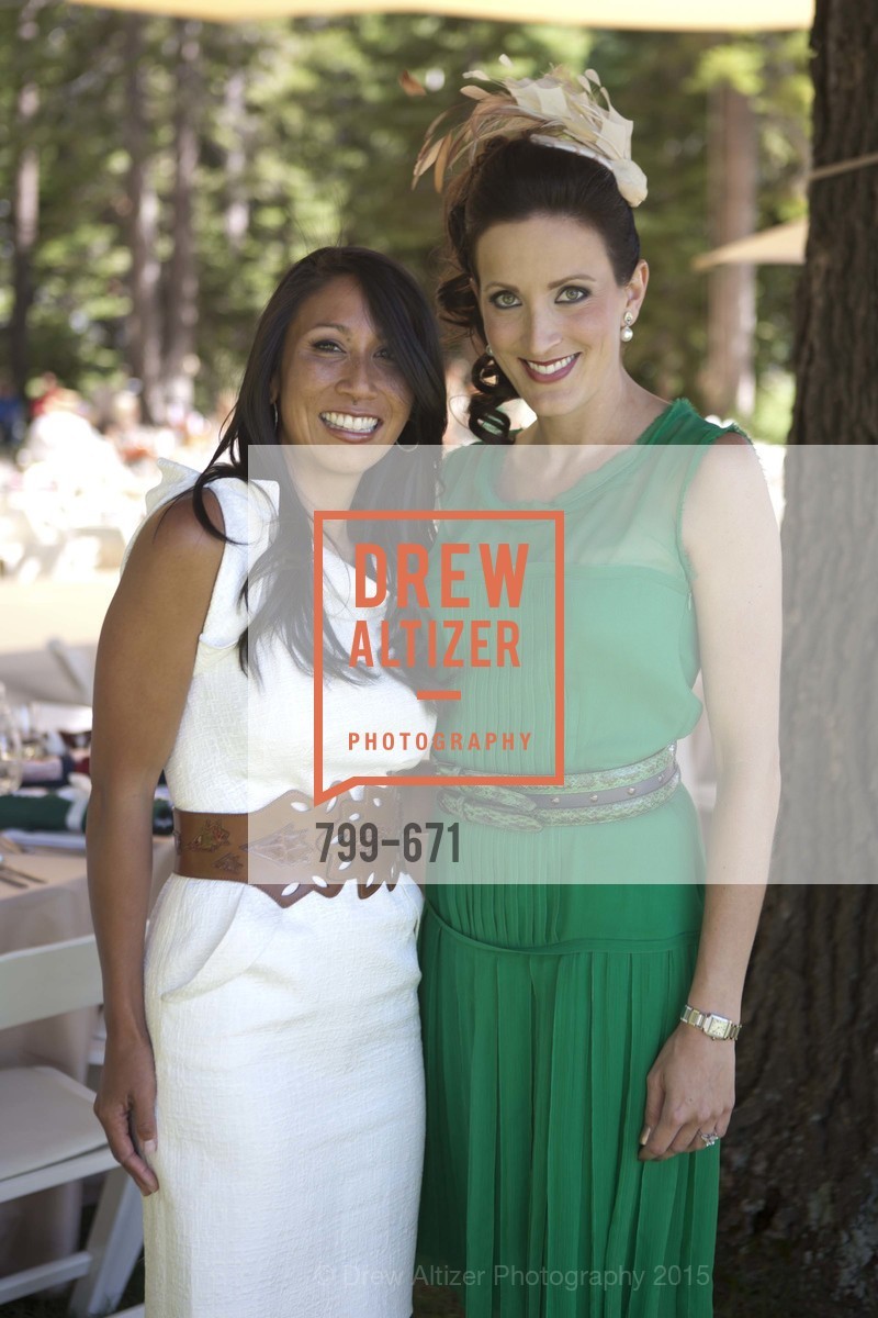 Evaleen Horvath, Amy Doyle, League to Save Lake Tahoe Presents Oscar de la Renta 2011 Fashion Show, Incline Village, December 22nd, 2015, Photo #799-671 Evaleen Horvath, Amy Doyle, Photo #799-671