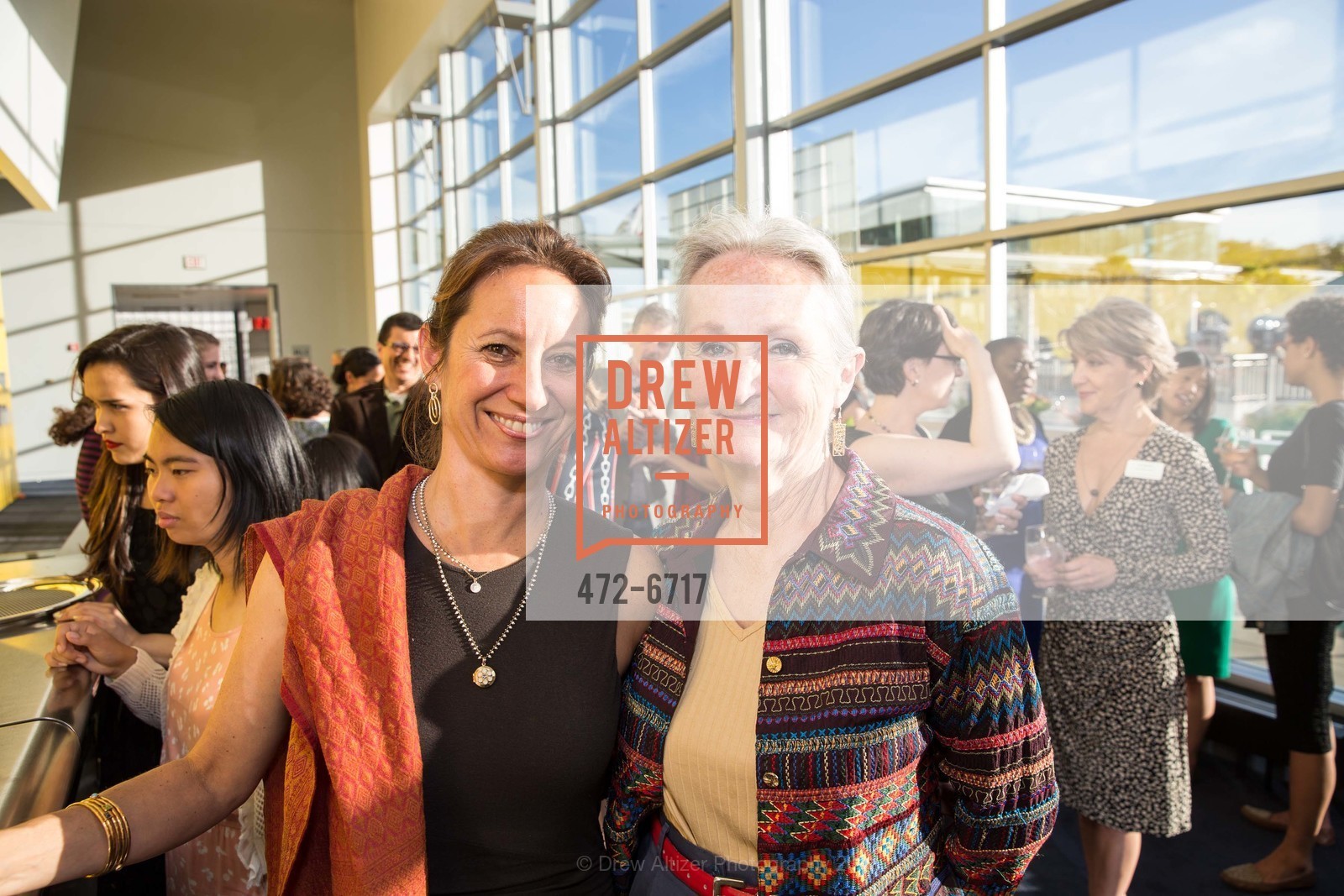 Francesca Vietor, Carla Jones, THE SAN FRANCISCO FOUNDATION: 2013 Community Leader Awards, Yerba Buena Center for the Arts, Novellus Theater. 700 Howard Street, October 1st, 2013, Photo #472-6717 Francesca Vietor, Carla Jones, Photo #472-6717
