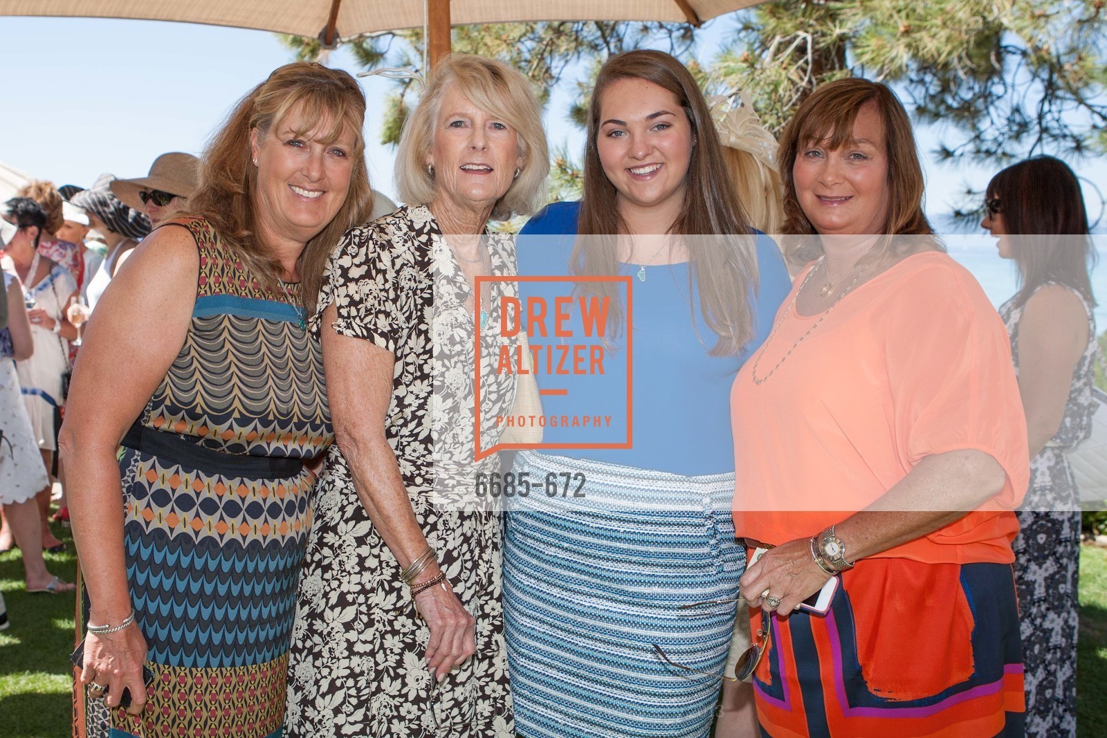 Michelle Gaubert, Sandra Gaubert, Jessica Carlson, Danielle Carlson, League to Save Lake Tahoe Presents Oscar de la Renta 2013 Fashion Show, Incline Village, August 3rd, 2013, Photo #6685-672 Michelle Gaubert, Sandra Gaubert, Jessica Carlson, Danielle Carlson, Photo #6685-672