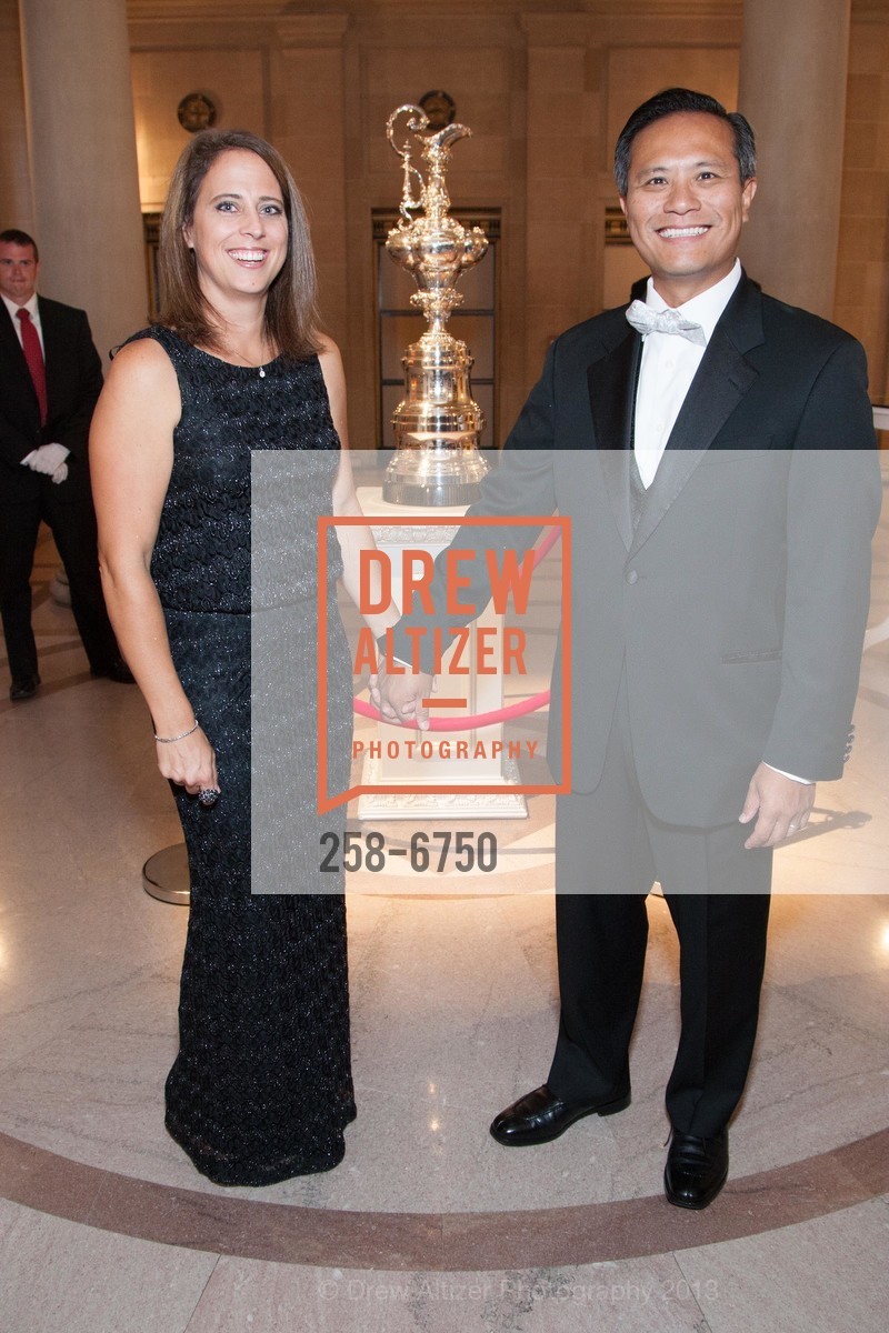 Jennifer Wen, Don Wen, PwC's Client and Community Appreciation Dinner to Celebrate the Cup, US, September 7th, 2013, Photo #258-6750 Jennifer Wen, Don Wen, Photo #258-6750