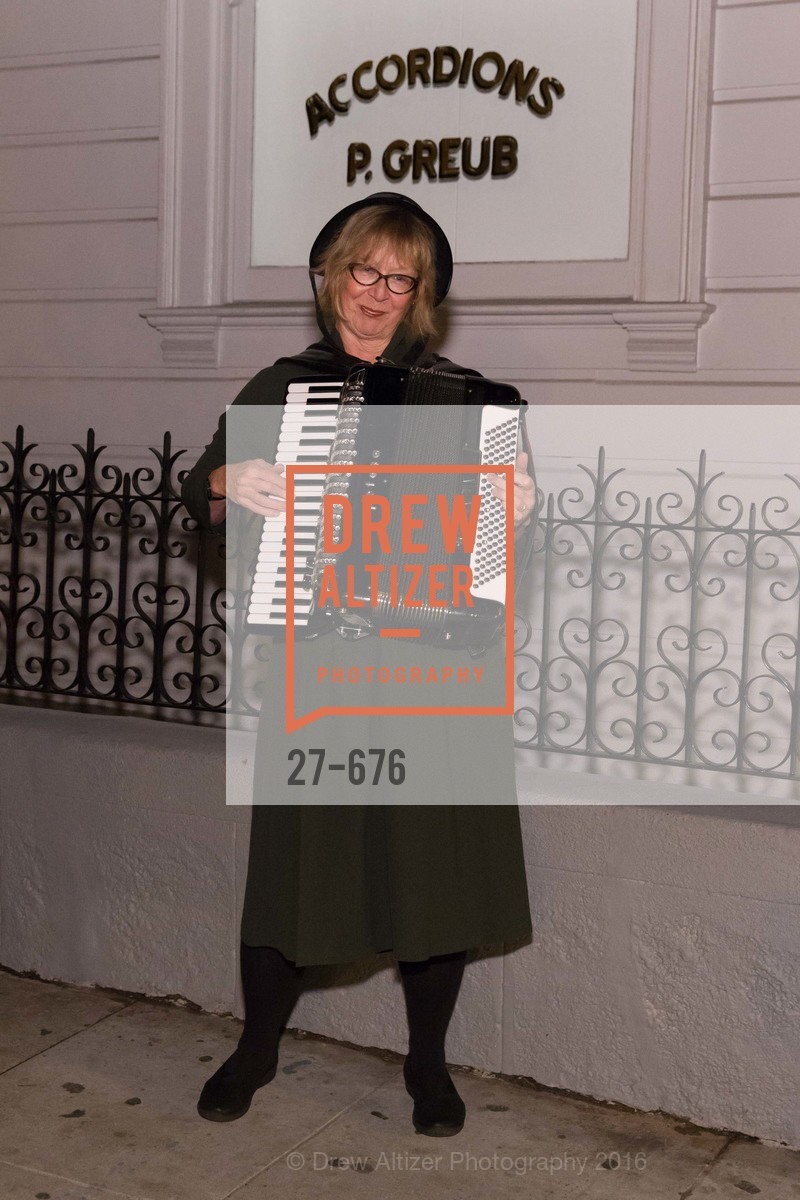 Atmosphere, 500 Capp Street Preview Reception, 500 Capp Street Foundation. 500 Capp Street, January 7th, 2016,Drew Altizer, Drew Altizer Photography, full-service agency, private events, San Francisco photographer, photographer california