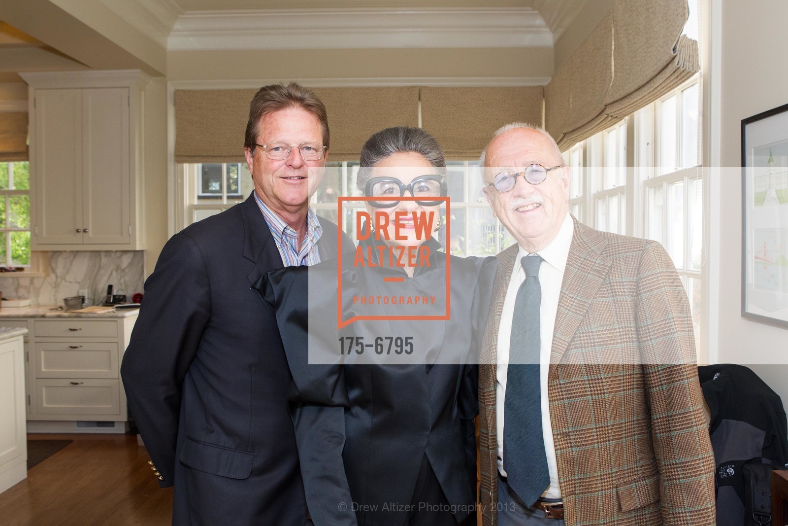 Richard Hannum, Joy Venturini Bianchi, Wilkes Bashford, John Hamm & Joanna Rees Hosts GRAMMY FOUNDATION in San Francisco, US, May 15th, 2013, Photo #175-6795 Richard Hannum, Joy Venturini Bianchi, Wilkes Bashford, Photo #175-6795