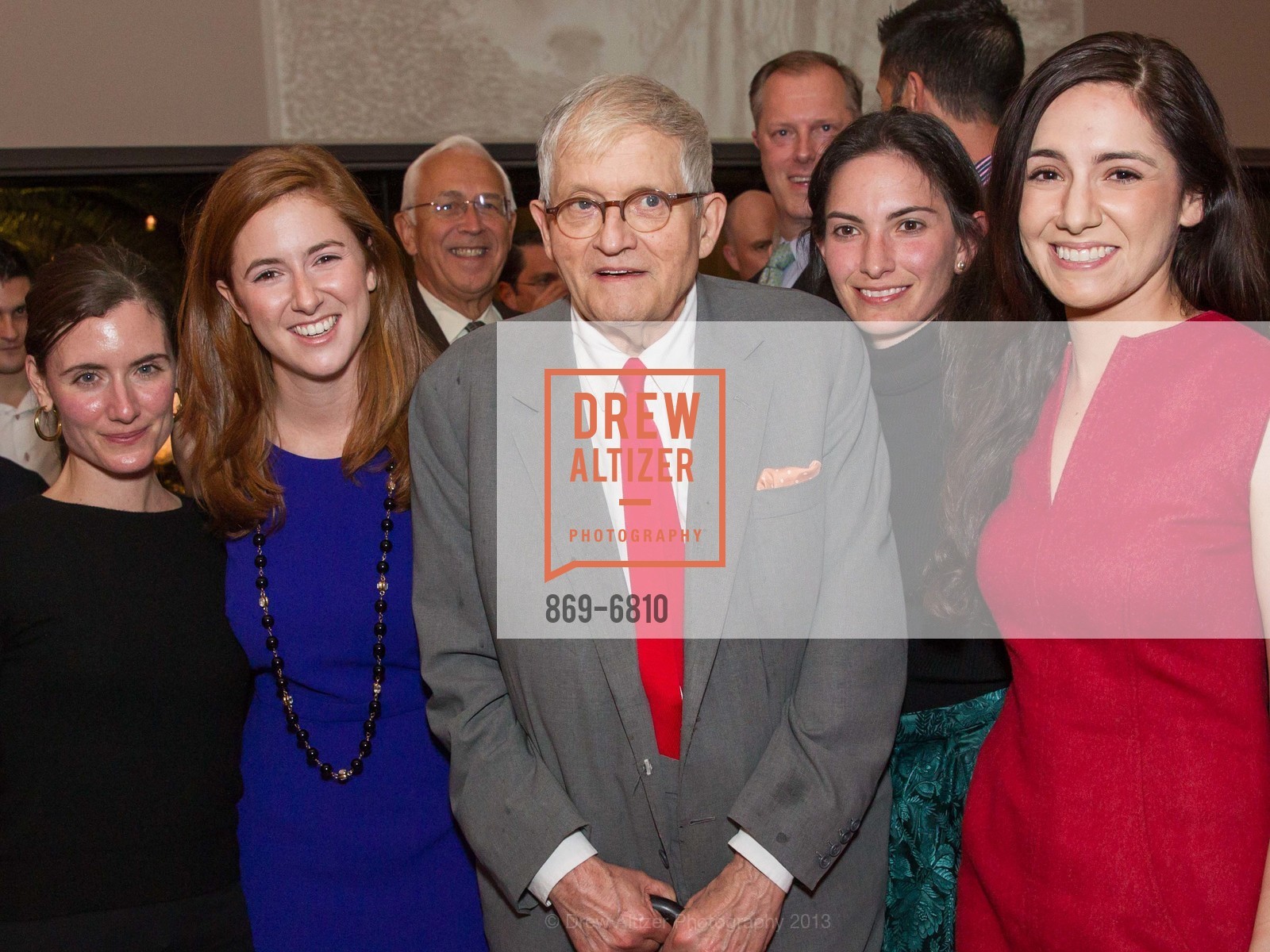 Victoria Burg, David Hockney, Jessica Pynoos, Rebecca Rynoos, DAVID HOCKNEY: A Bigger Exhibition, A Bigger Opening, US, October 24th, 2013, Photo #869-6810 Victoria Burg, David Hockney, Jessica Pynoos, Rebecca Rynoos, Photo #869-6810