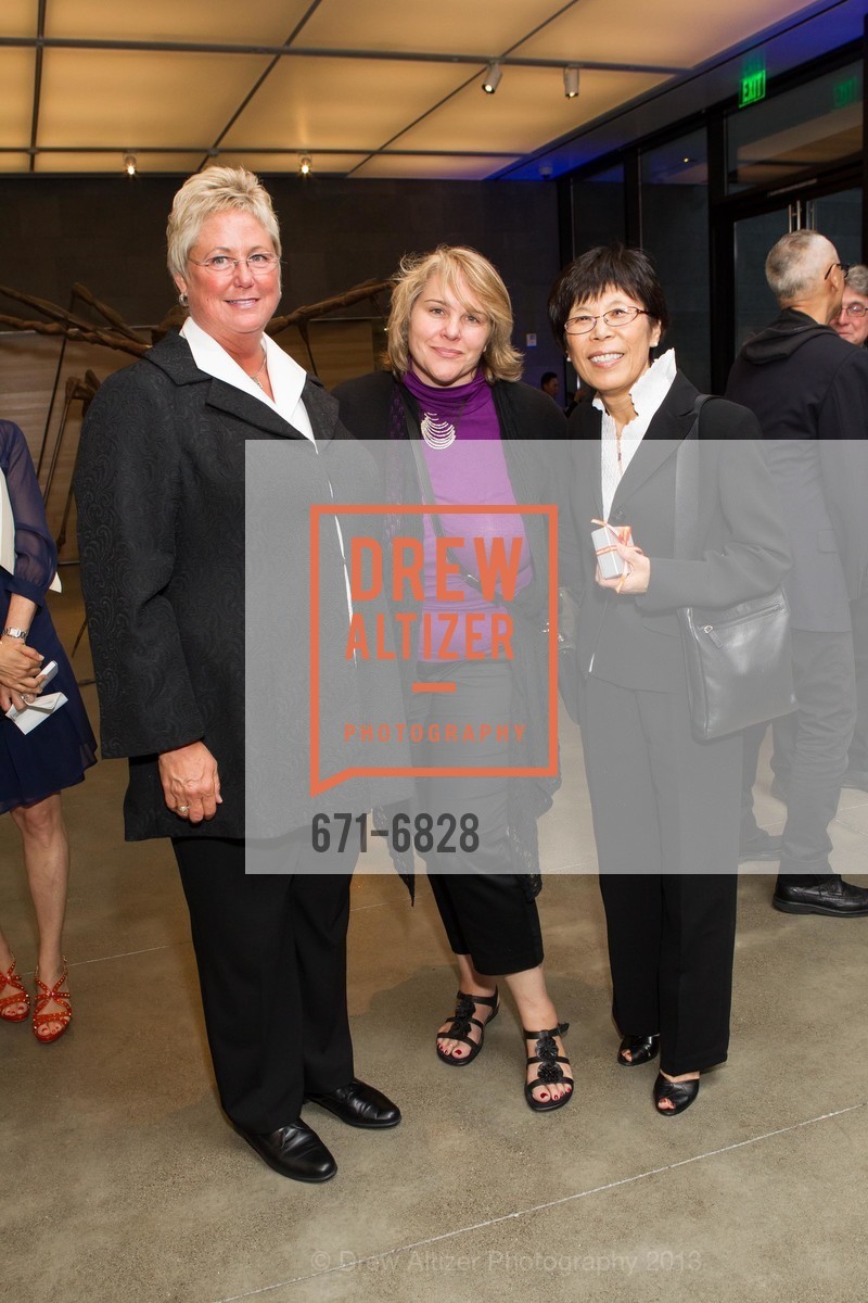 Erin Hirsch, Marjory Graue, Ikuko Satoda, Photo #671-6828