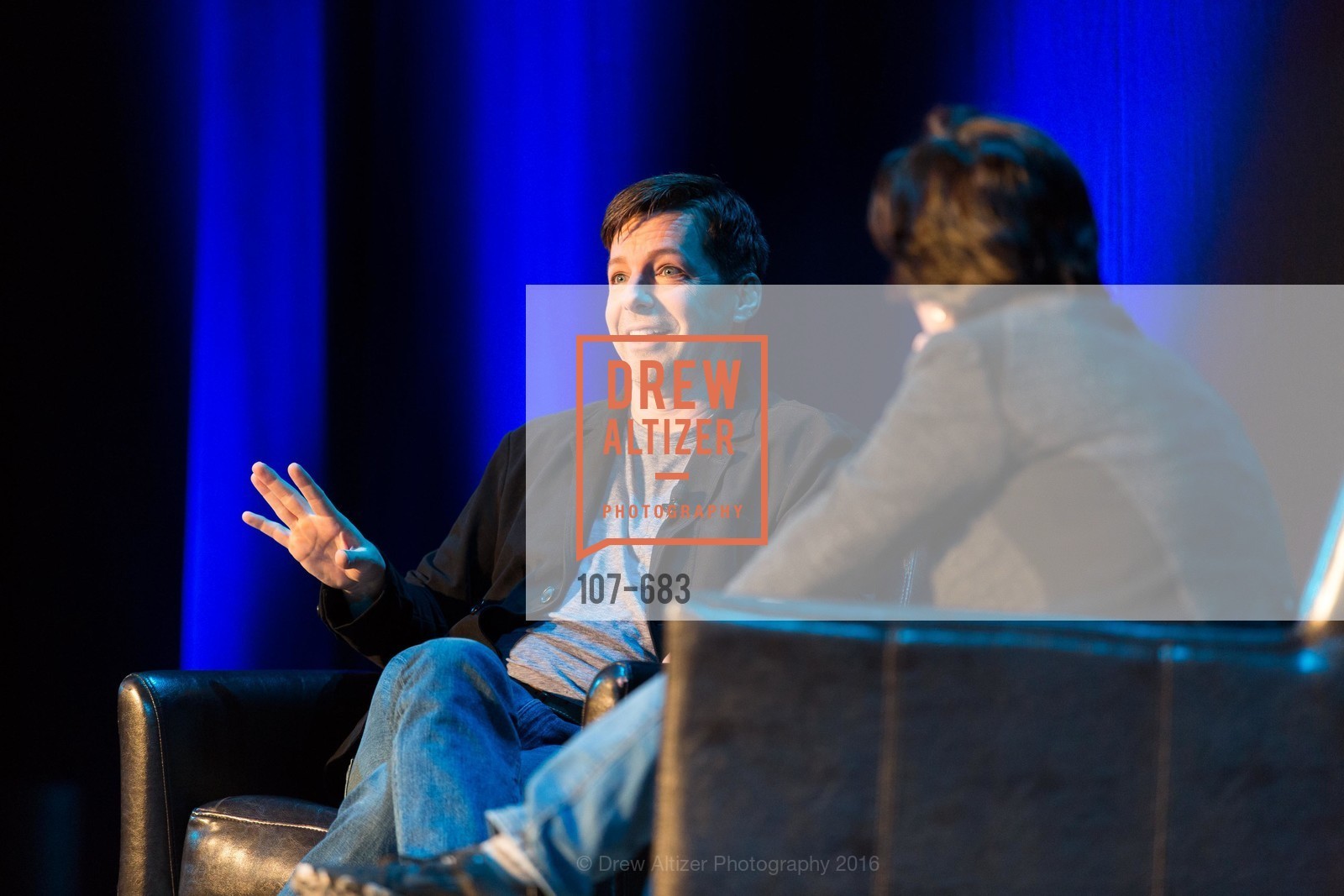 IN CONVERSATION WITH SEAN HAYES, SHN Orpheum Theatre, January 12th, 2016, Photo #107-683 Photo #107-683