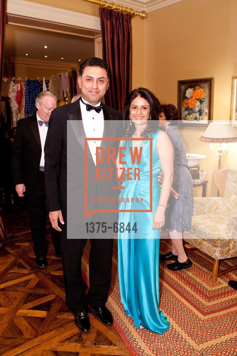 Nikesh Arora, Kiran Arora, Salzman Manus Valentine Party 2011, Private Home, February 5th, 2011, Photo #1375-6844 Nikesh Arora, Kiran Arora, Photo #1375-6844