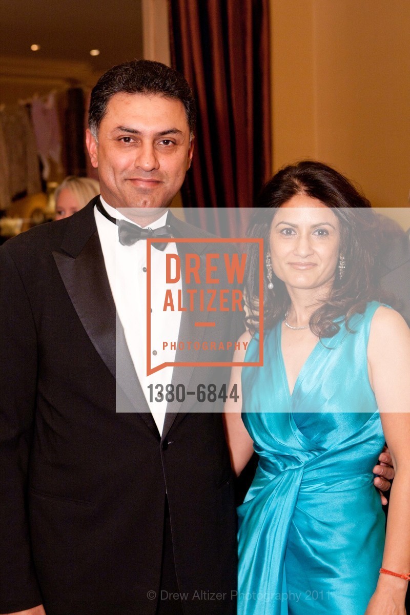 Nikesh Arora, Kiran Arora, Salzman Manus Valentine Party 2011, Private Home, February 5th, 2011, Photo #1380-6844 Nikesh Arora, Kiran Arora, Photo #1380-6844