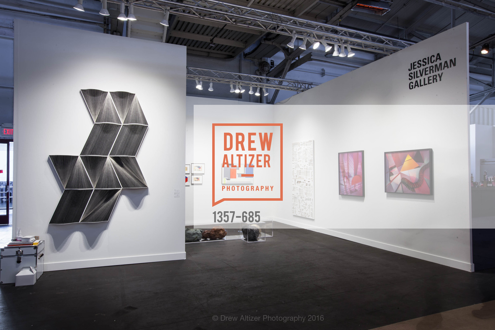 Atmosphere, FOG Design+Art Preview Gala, Fort Mason Center Festival Pavilion, January 13th, 2016, Photo #1357-685 Atmosphere, Photo #1357-685