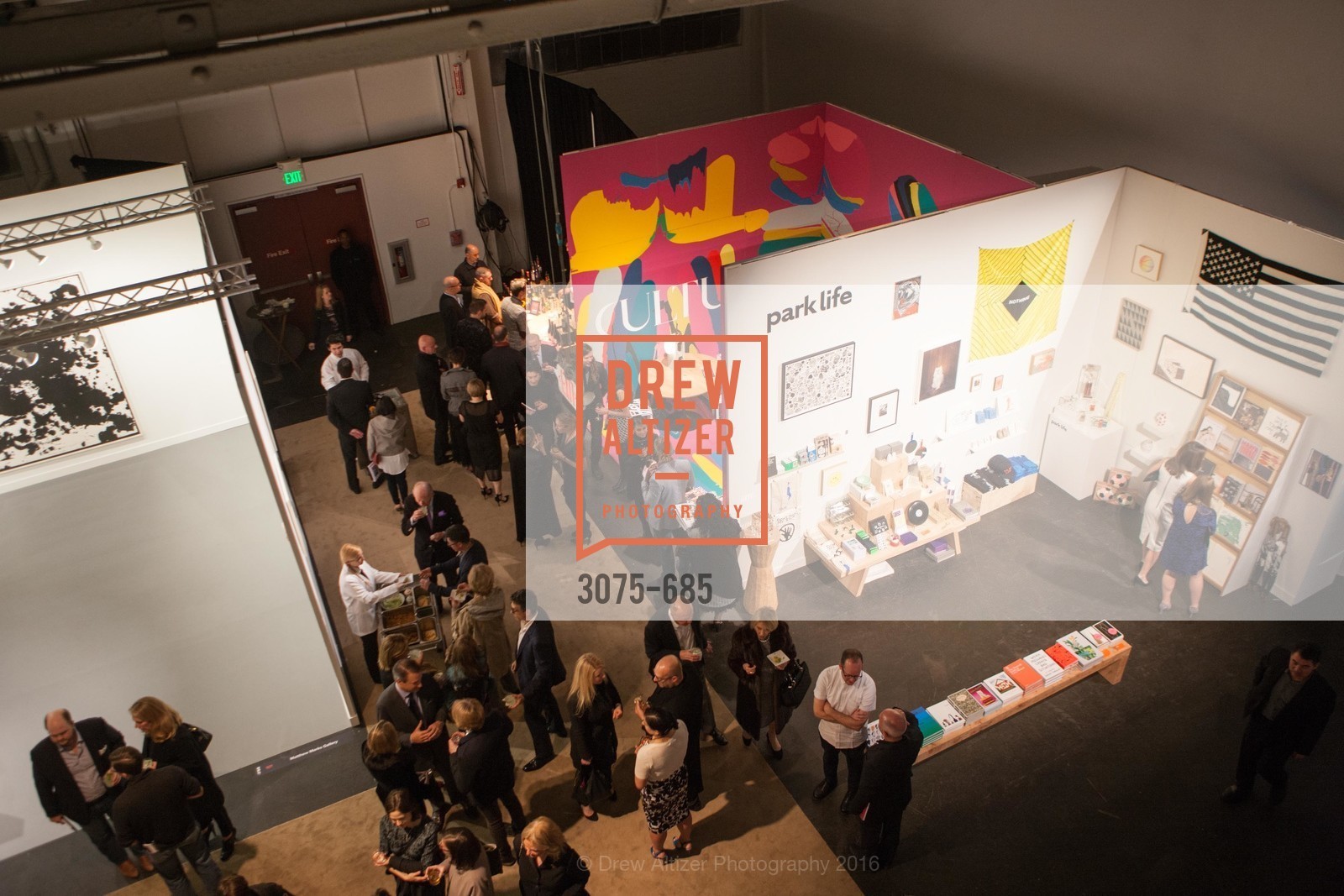 Atmosphere, FOG Design+Art Preview Gala, Fort Mason Center Festival Pavilion, January 13th, 2016, Photo #3075-685 Atmosphere, Photo #3075-685