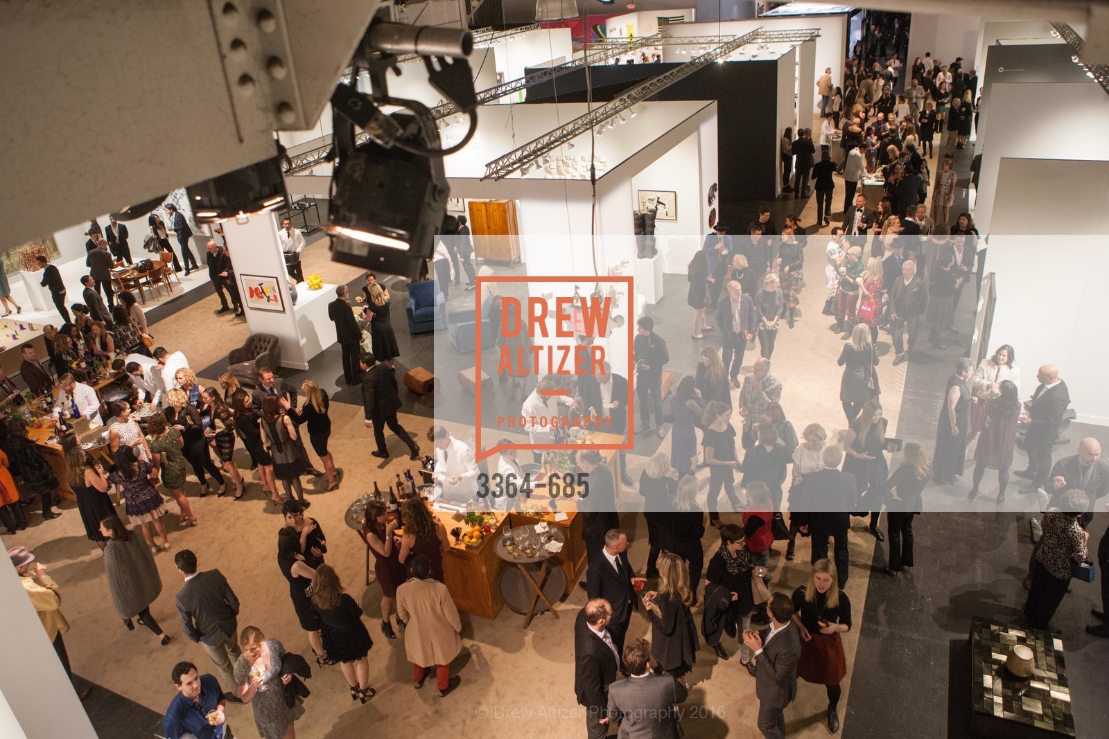 Atmosphere, FOG Design+Art Preview Gala, Fort Mason Center Festival Pavilion, January 13th, 2016, Photo #3364-685 Atmosphere, Photo #3364-685