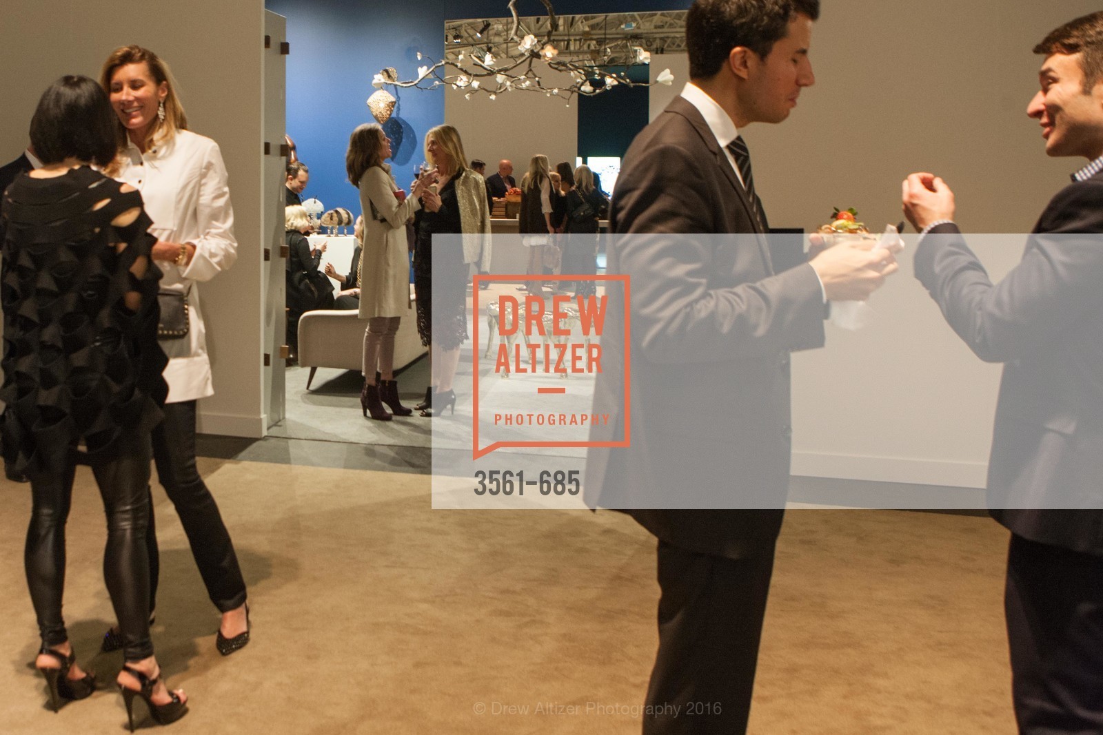 Atmosphere, FOG Design+Art Preview Gala, Fort Mason Center Festival Pavilion, January 13th, 2016, Photo #3561-685 Atmosphere, Photo #3561-685
