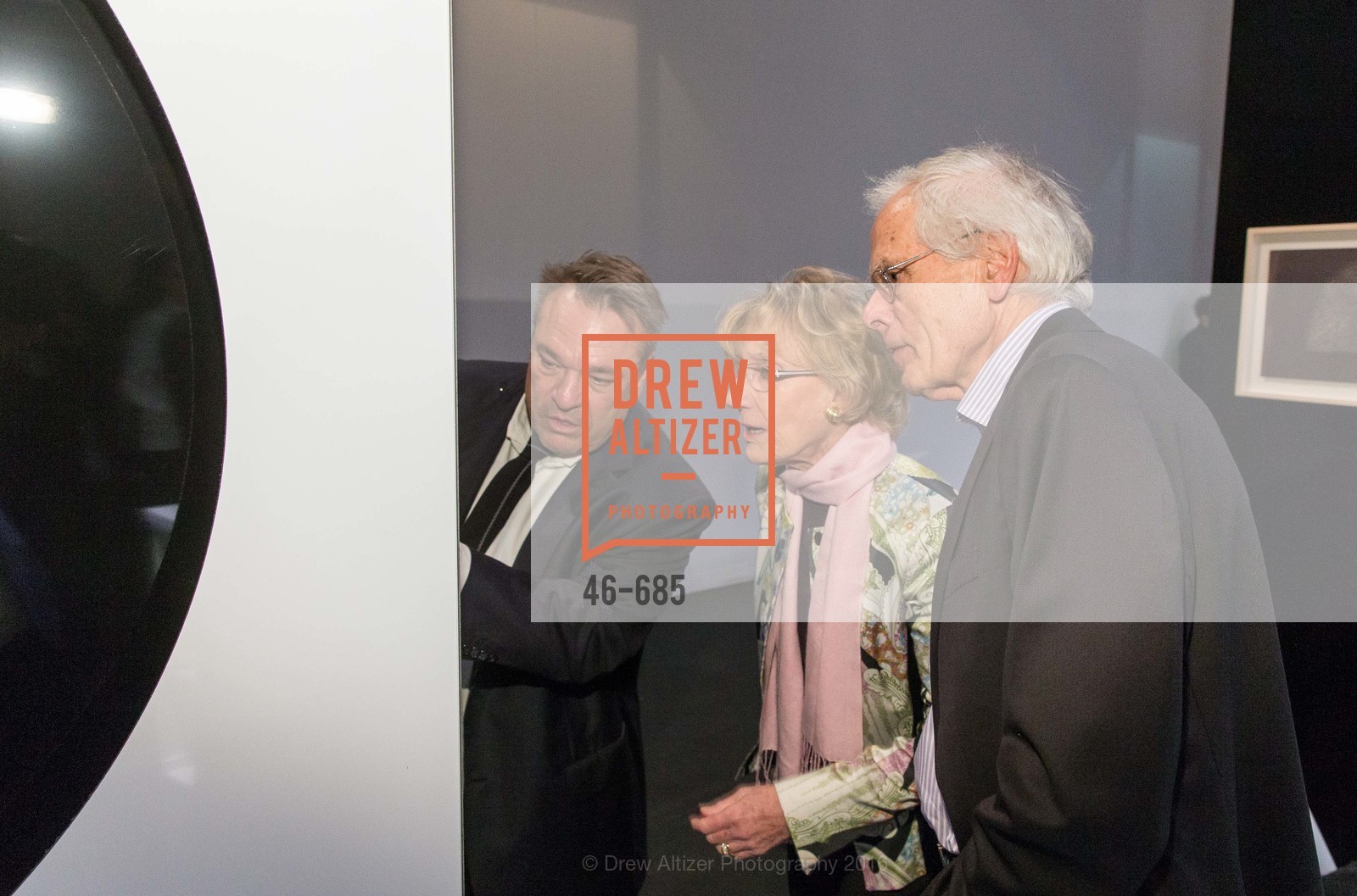 Stanlee Gatti, Nancy Bechtle, Joachim Bechtle, FOG Design+Art Preview Gala, Various, November 6th, 2021, Photo #46-685 Stanlee Gatti, Nancy Bechtle, Joachim Bechtle, Photo #46-685