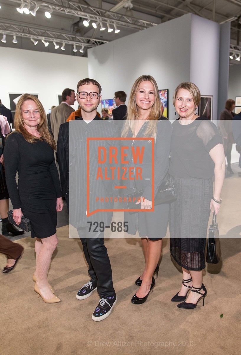 Deb Wandell, Tony Bravo, Carolyne Zinko, Laura Compton, FOG Design+Art Preview Gala, Fort Mason Center Festival Pavilion, January 13th, 2016, Photo #729-685 Deb Wandell, Tony Bravo, Carolyne Zinko, Laura Compton, Photo #729-685