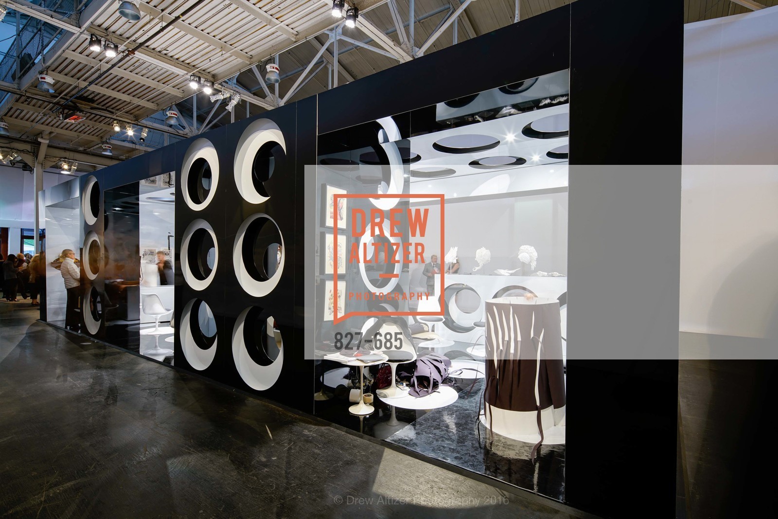 Atmosphere, FOG Design+Art Preview Gala, Fort Mason Center Festival Pavilion, January 13th, 2016, Photo #827-685 Atmosphere, Photo #827-685