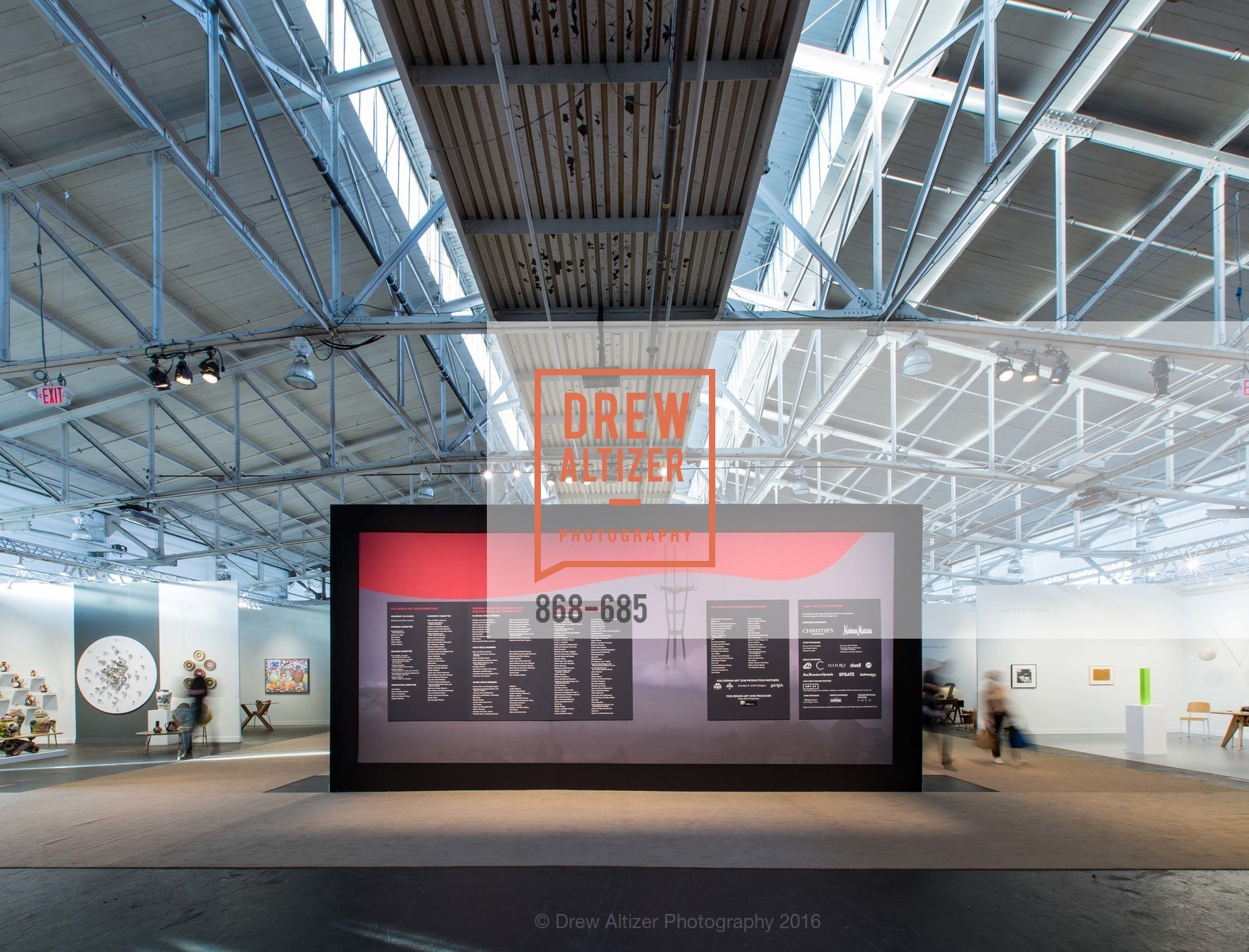 Atmosphere, FOG Design+Art Preview Gala, Fort Mason Center Festival Pavilion, January 13th, 2016, Photo #868-685 Atmosphere, Photo #868-685