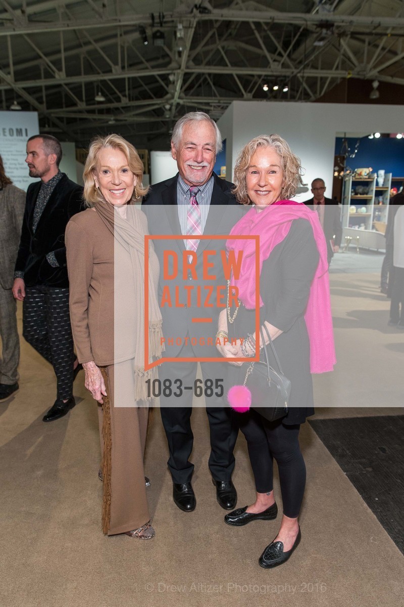 Charlotte Shultz, Mark Buell, Susie Tompkins Buell, FOG Design+Art Preview Gala, Fort Mason Center Festival Pavilion, January 13th, 2016, Photo #1083-685 Charlotte Shultz, Mark Buell, Susie Tompkins Buell, Photo #1083-685