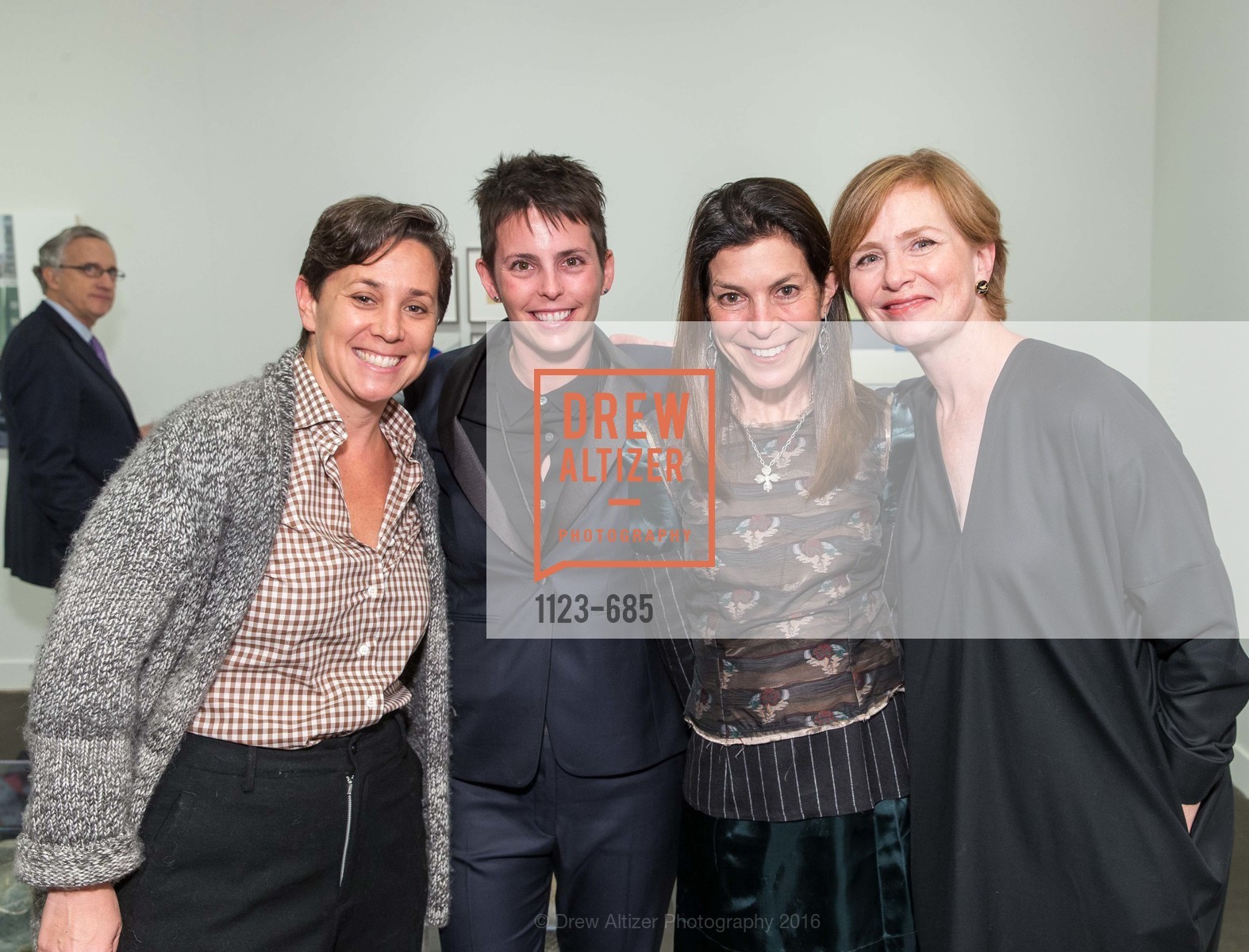 Jen Chaiken, Jessica Silverman, Susan Swig, Sam Hamilton, FOG Design+Art Preview Gala, Fort Mason Center Festival Pavilion, January 13th, 2016, Photo #1123-685 Jen Chaiken, Jessica Silverman, Susan Swig, Sam Hamilton, Photo #1123-685