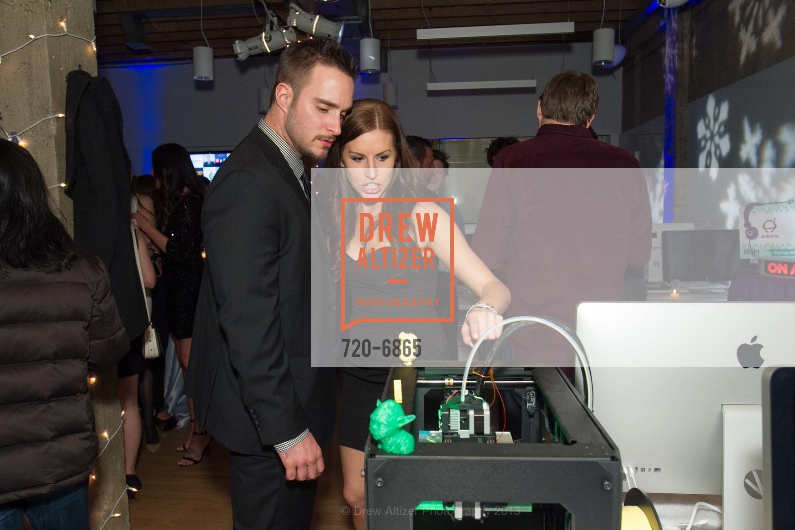 Mike Gregor, Krissy Synowicki, The Giant Pixel's 2nd Annual Holiday Party, US, December 12th, 2013, Photo #720-6865 Mike Gregor, Krissy Synowicki, Photo #720-6865