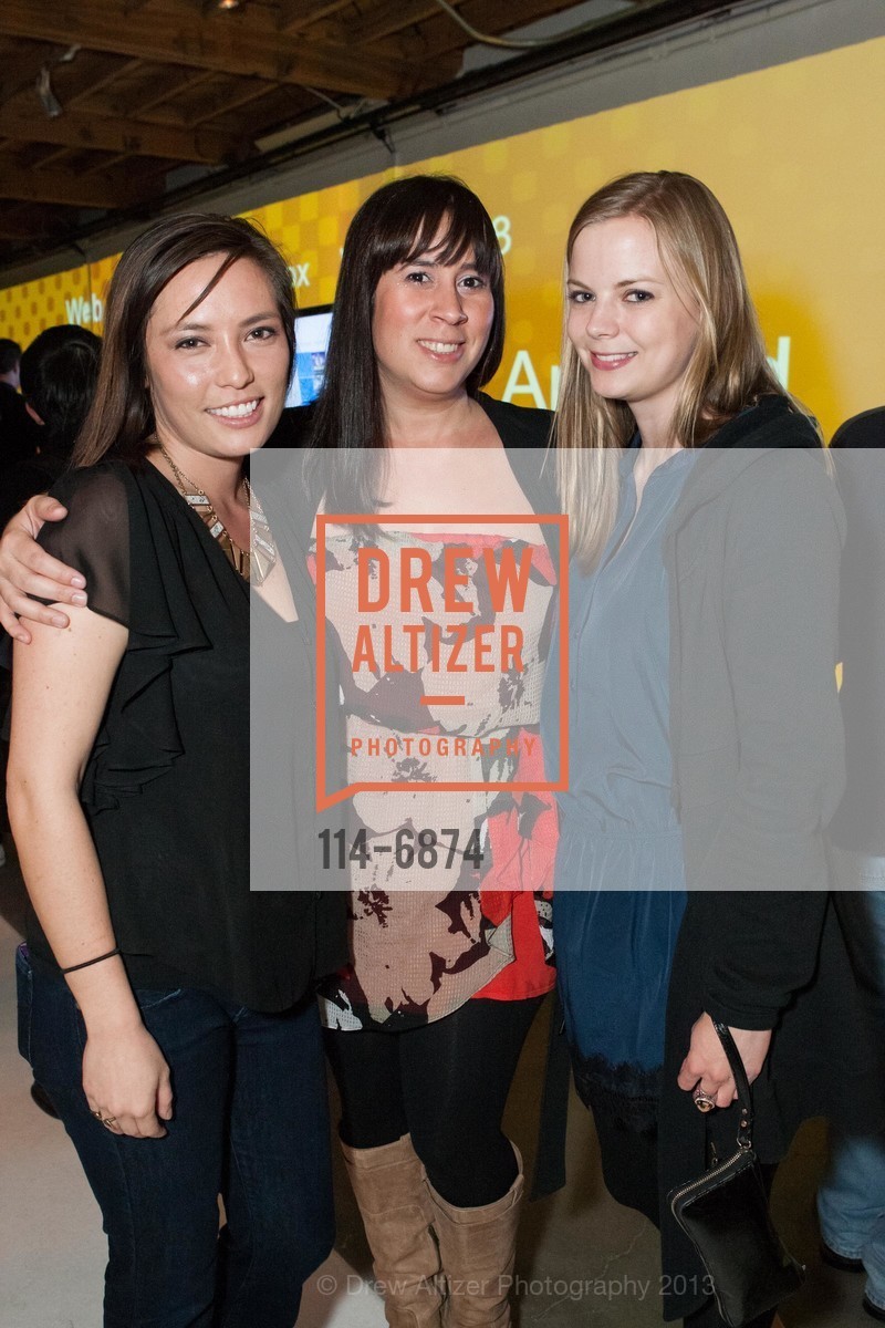 Aiko Fujimoto, Tamara Bousquet, Ellyn Rice, SLACKER Unveiling at Madrone Studios, US, February 12th, 2013, Photo #114-6874 Aiko Fujimoto, Tamara Bousquet, Ellyn Rice, Photo #114-6874