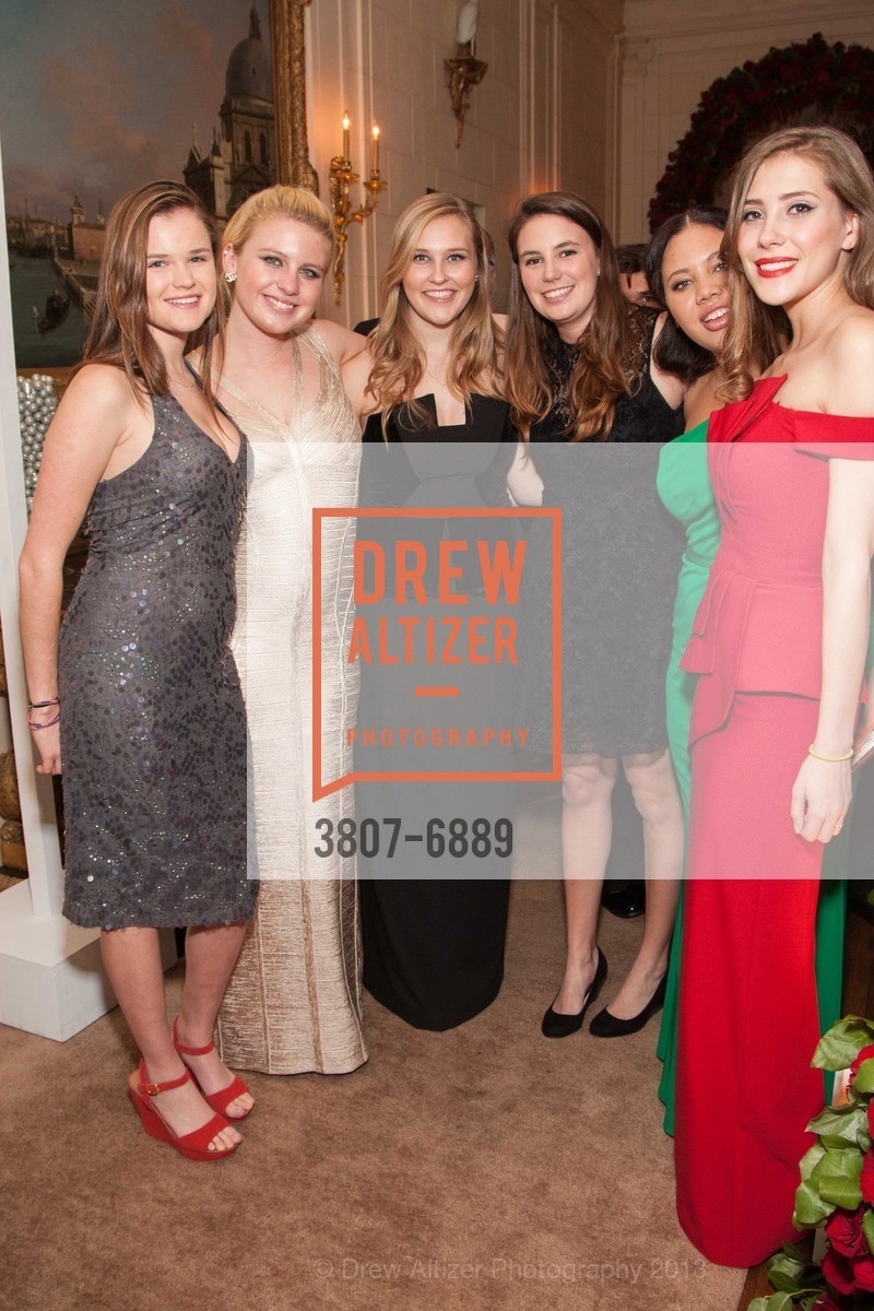 Quincy Tickner, Ivy Getty, Allison Townsend, Hannah Cunning, GIna Belleci, Jennifer Johnson, Photo #3807-6889