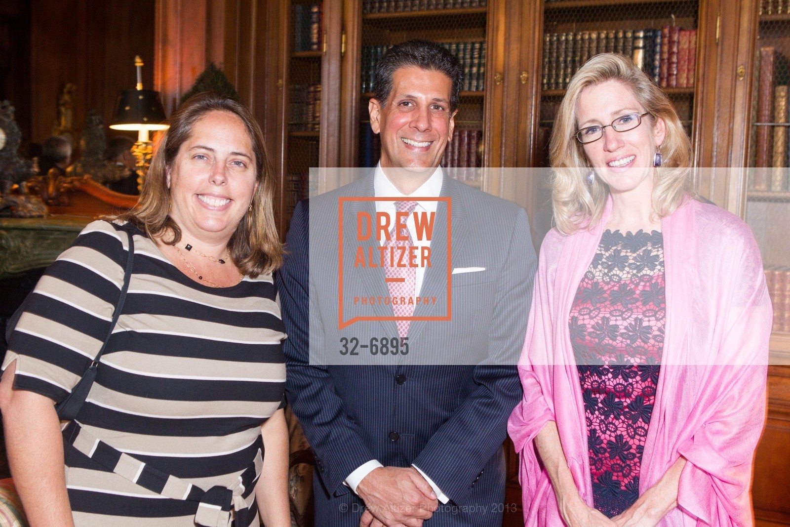 Laura Lifland, Frank Enduiza, Delilah Mahl, Jumpstart's Scribbles to Novels, US, May 16th, 2013, Photo #32-6895 Laura Lifland, Frank Enduiza, Delilah Mahl, Photo #32-6895
