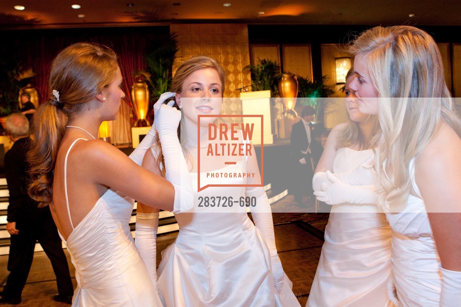 Abigail Brannan Mathieson, Alexandra Averell Lively Edmondson, Kelly Erin Gillfillan, Emma Giorgianna Jesberg, 2009 Debutante Ball, Unknown, July 4th, 2008,Drew Altizer, Drew Altizer Photography, full-service agency, private events, San Francisco photographer, photographer california