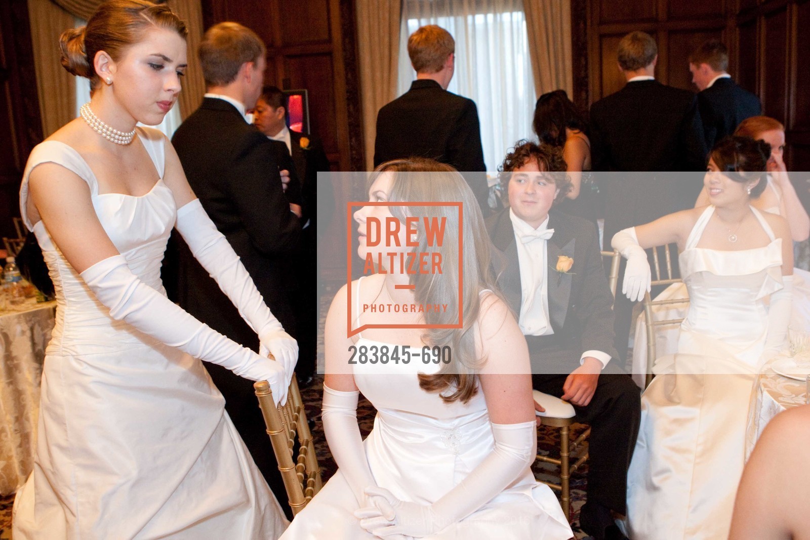 Grace Schlesinger, Victoria Hetz, 2009 Debutante Ball, Unknown, July 4th, 2008,Drew Altizer, Drew Altizer Photography, full-service agency, private events, San Francisco photographer, photographer california