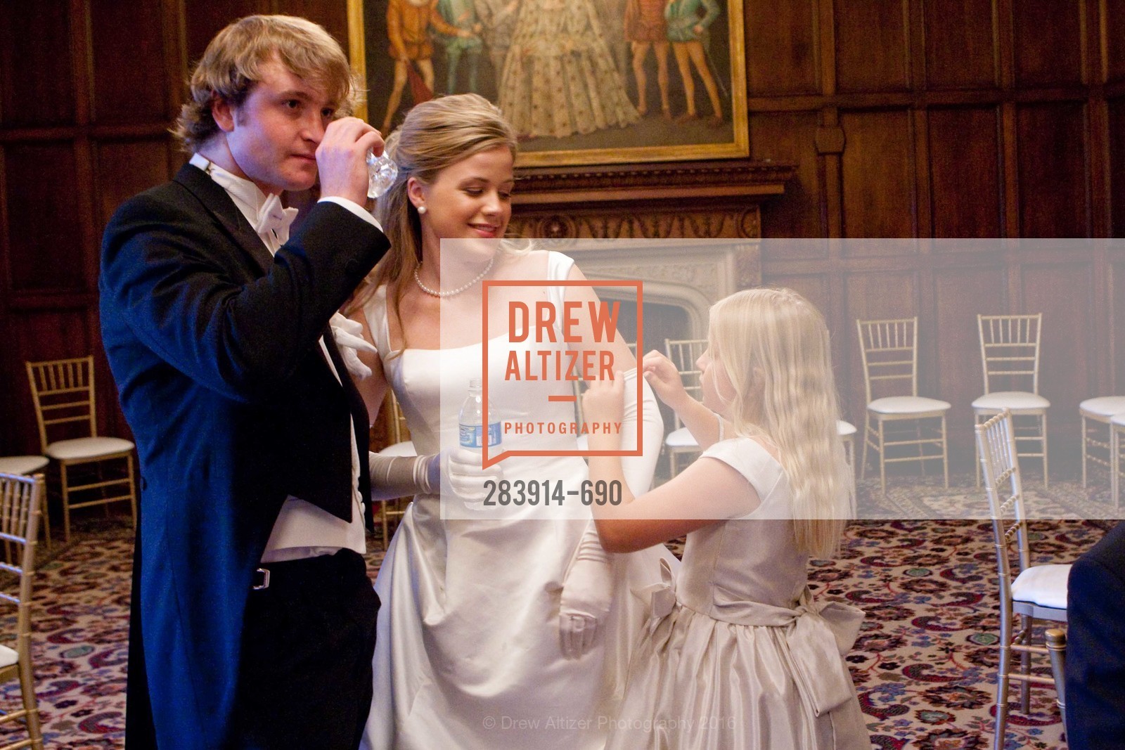 Jessie Hunt, Averell Edmondson, Olivia Edmondson, 2009 Debutante Ball, Unknown, July 4th, 2008,Drew Altizer, Drew Altizer Photography, full-service agency, private events, San Francisco photographer, photographer california