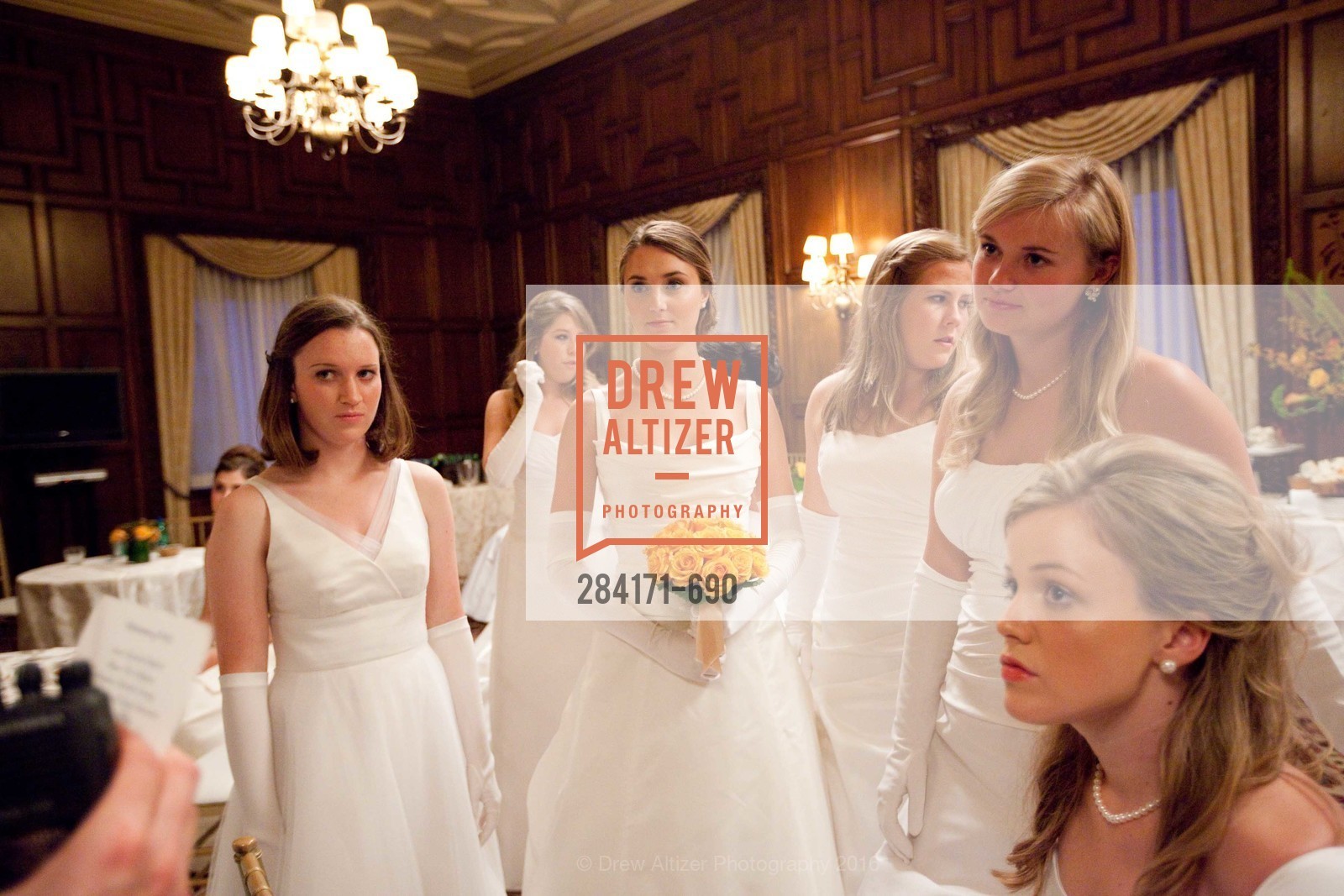 Eloise Horn, Victoria Student, Sarah Bedford, Kelly Gillfillan, Emma Jesberg, Averell Edmondson, 2009 Debutante Ball, Unknown, July 4th, 2008,Drew Altizer, Drew Altizer Photography, full-service agency, private events, San Francisco photographer, photographer california