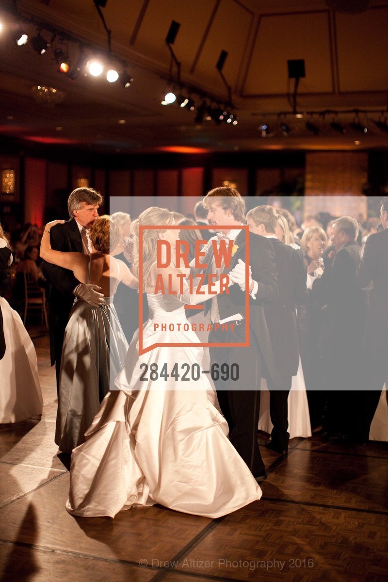 Atmosphere, 2009 Debutante Ball, Unknown, July 4th, 2008,Drew Altizer, Drew Altizer Photography, full-service agency, private events, San Francisco photographer, photographer california