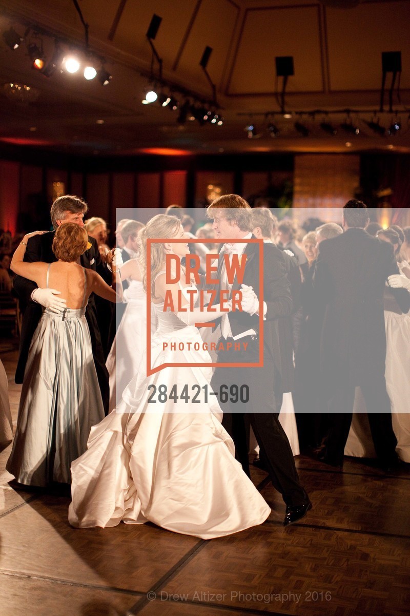 Atmosphere, 2009 Debutante Ball, Unknown, July 4th, 2008,Drew Altizer, Drew Altizer Photography, full-service agency, private events, San Francisco photographer, photographer california