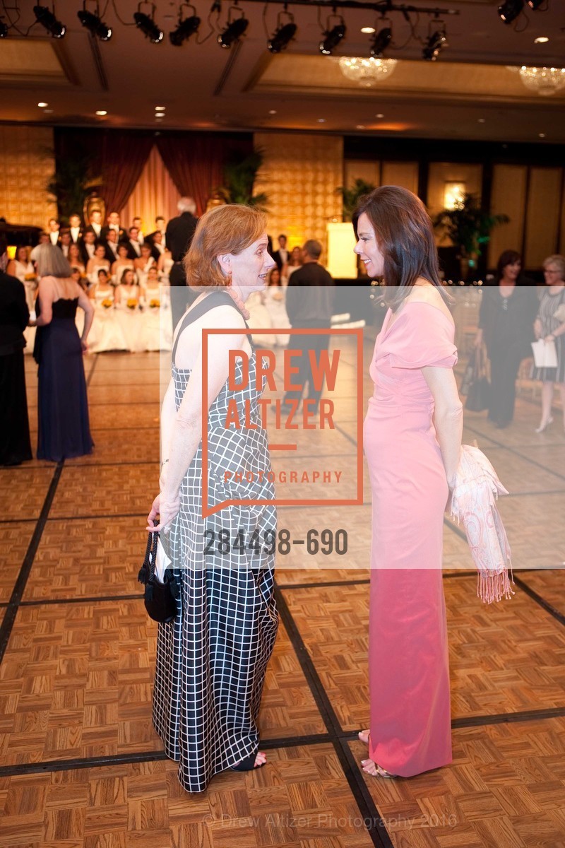 Ball CoChairs Kathryn DuPont, Cynthia Stallone, 2009 Debutante Ball, Unknown, July 4th, 2008,Drew Altizer, Drew Altizer Photography, full-service agency, private events, San Francisco photographer, photographer california