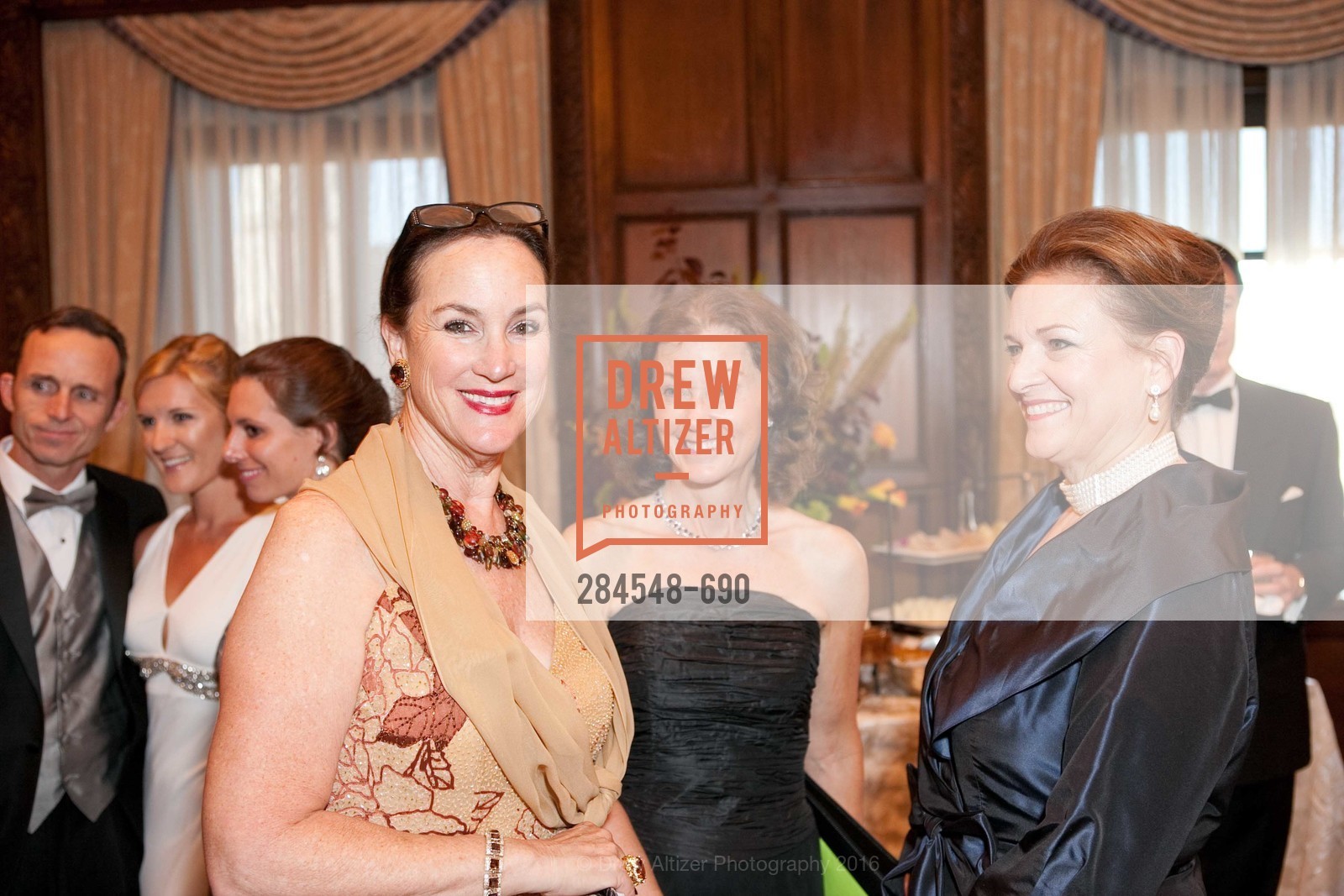Cecilia Herbert, Susan Malott, 2009 Debutante Ball, Unknown, July 4th, 2008,Drew Altizer, Drew Altizer Photography, full-service agency, private events, San Francisco photographer, photographer california