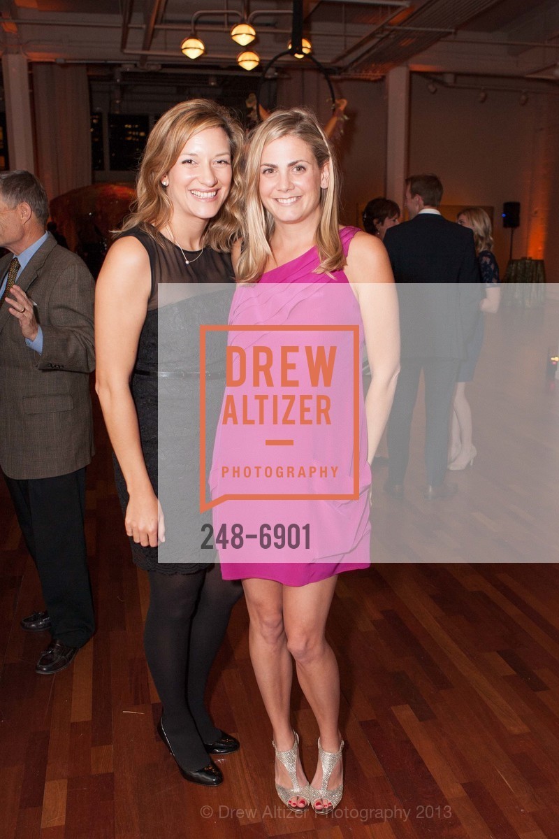 Kate Winn, Bailey Flynn, Cirque du Soiree Supporting UCSF PARTNERS IN CARE, US, November 14th, 2013, Photo #248-6901 Kate Winn, Bailey Flynn, Photo #248-6901