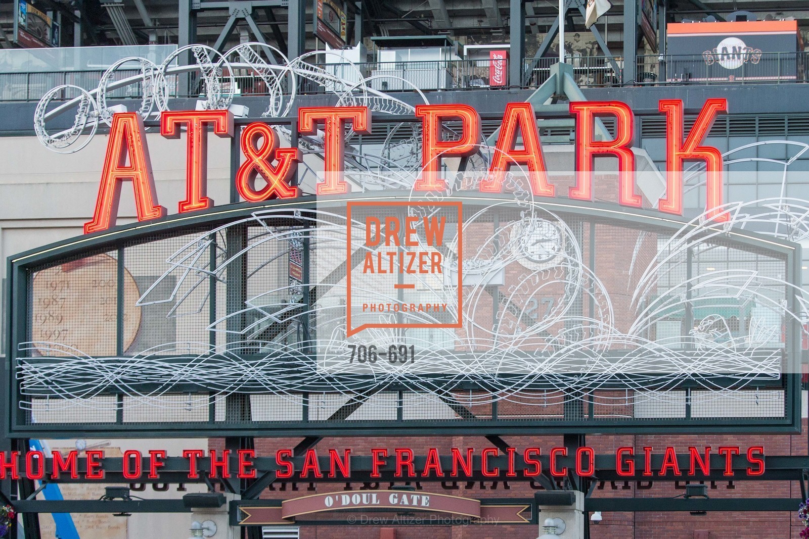 Atmosphere, ST. FRANCIS FOUNDATION'S Knock It Out of the Park, US. AT&T Park, June 4th, 2015,Drew Altizer, Drew Altizer Photography, full-service agency, private events, San Francisco photographer, photographer california