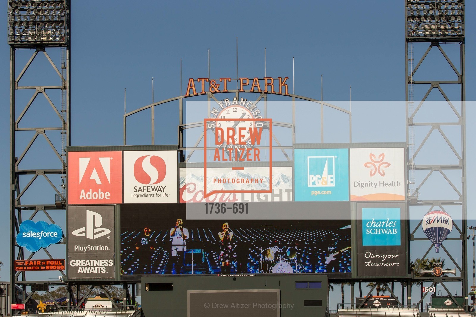 Performer, ST. FRANCIS FOUNDATION'S Knock It Out of the Park, US. AT&T Park, June 4th, 2015,Drew Altizer, Drew Altizer Photography, full-service agency, private events, San Francisco photographer, photographer california
