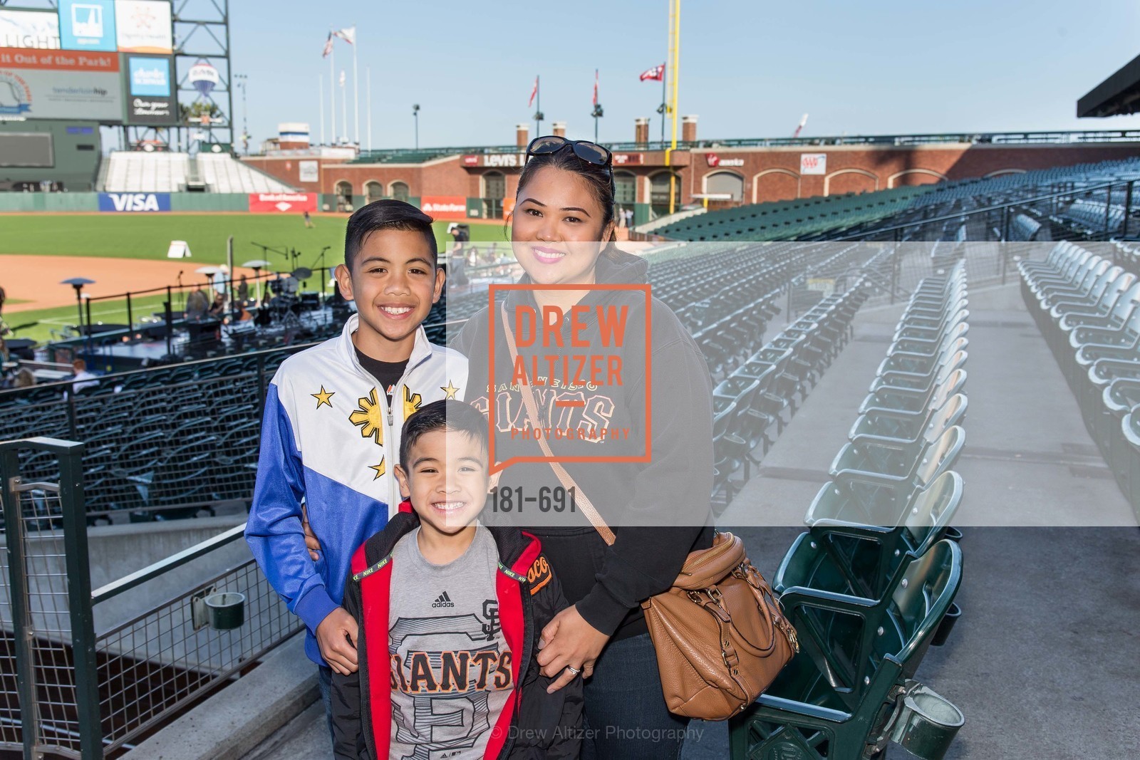 Darren Mariano, Elijah Mariano, Diane Mariano, ST. FRANCIS FOUNDATION'S Knock It Out of the Park, US. AT&T Park, June 4th, 2015,Drew Altizer, Drew Altizer Photography, full-service agency, private events, San Francisco photographer, photographer california