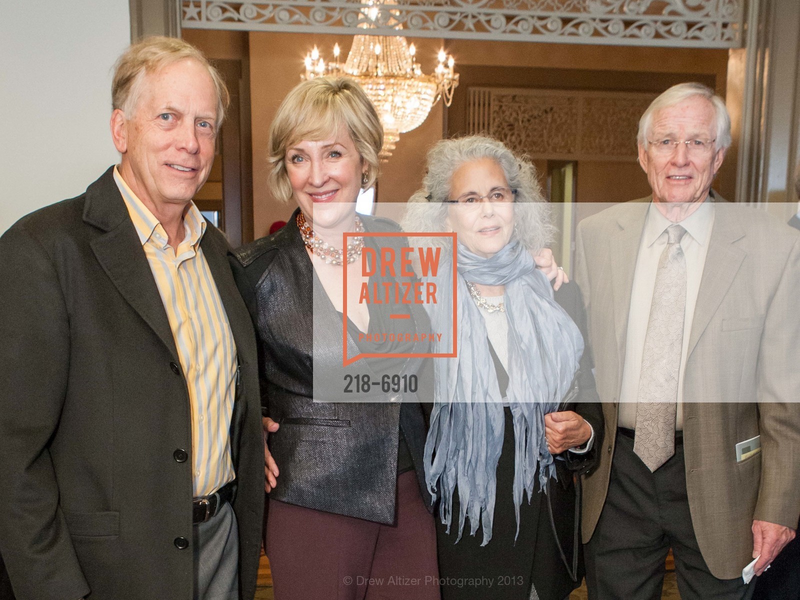Stephen McClellan, Elizabeth Barlow, Jane Bernstein, Bob Ellis, Opera Parallèle Presents “Up Close and Parallèle: An Intimate Evening with Jake Heggie”, US, October 24th, 2013, Photo #218-6910 Stephen McClellan, Elizabeth Barlow, Jane Bernstein, Bob Ellis, Photo #218-6910