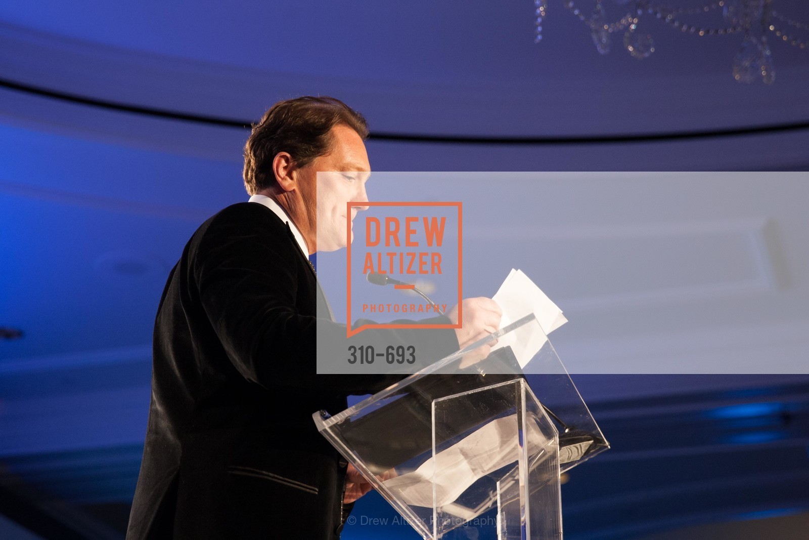 Liam Mayclem, SFCASA'S Fostering Change Gala: Room Without A Roof, US, May 2nd, 2015,Drew Altizer, Drew Altizer Photography, full-service agency, private events, San Francisco photographer, photographer california