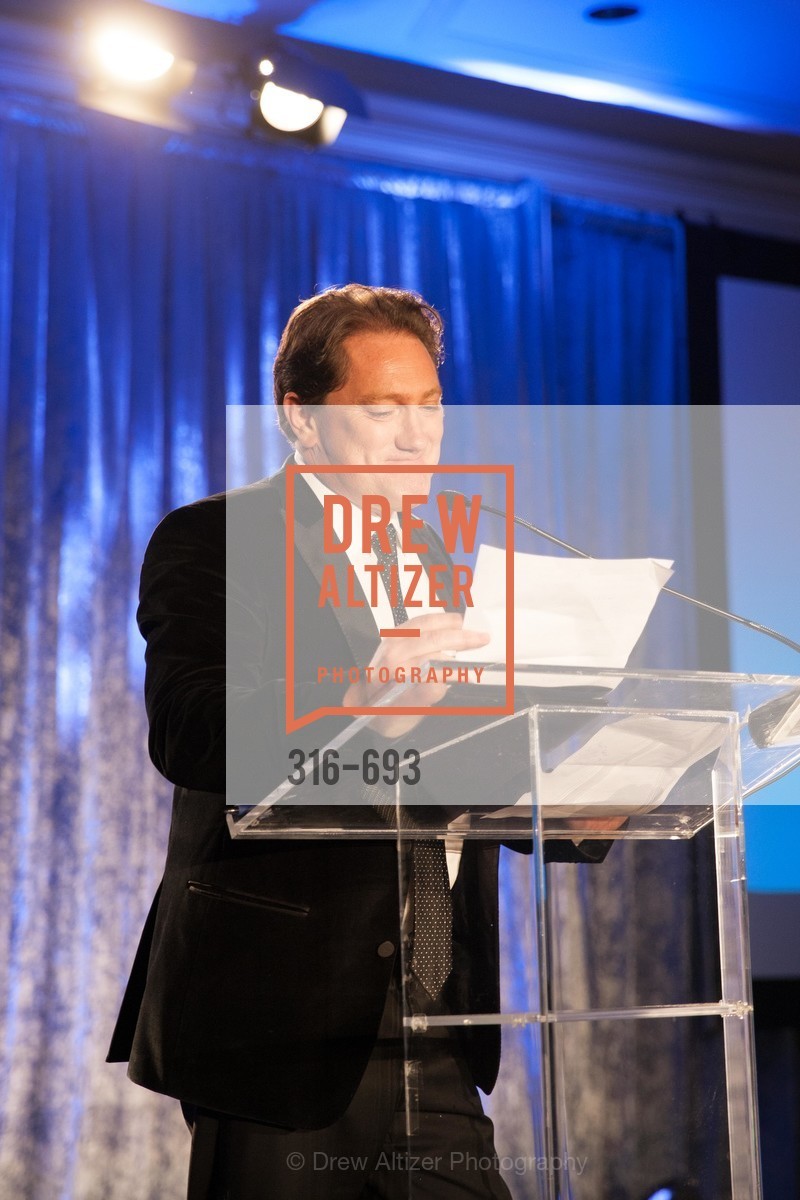 Liam Mayclem, SFCASA'S Fostering Change Gala: Room Without A Roof, US, May 2nd, 2015,Drew Altizer, Drew Altizer Photography, full-service agency, private events, San Francisco photographer, photographer california