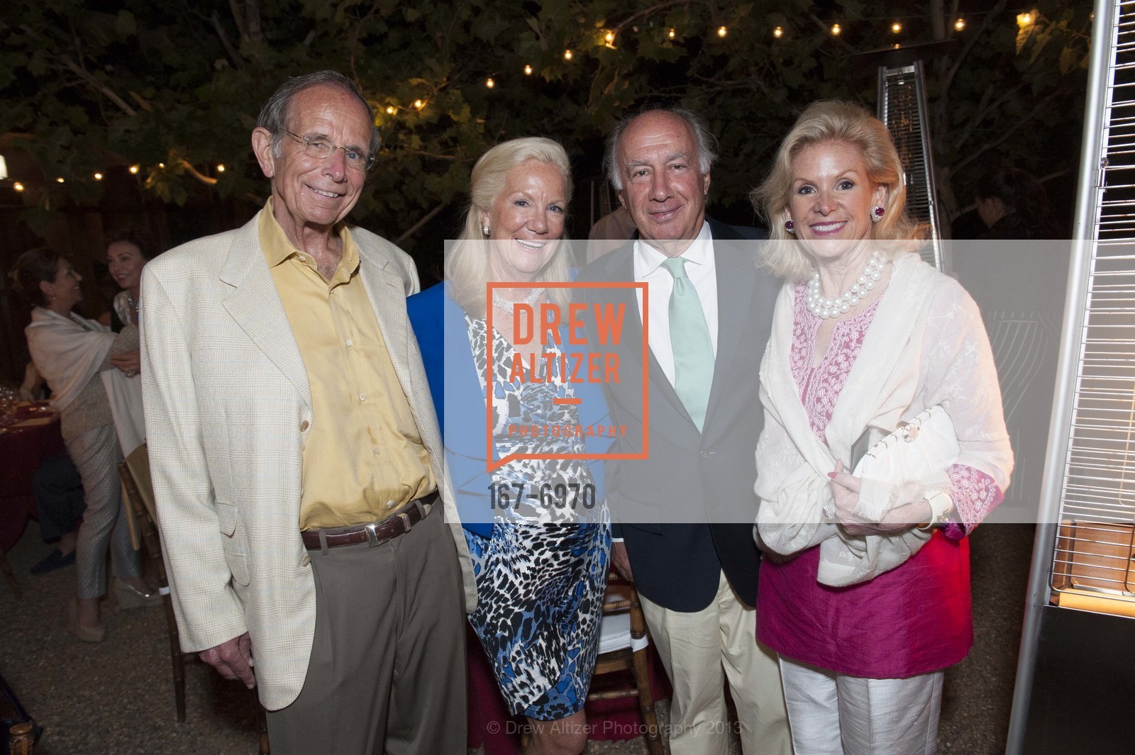 Bill Adee, Mary Adee, Tommy Skouras, Dede Wilsey, FESTIVAL DEL SOLE's Dinner at QUINTESSA, US, July 19th, 2013, Photo #167-6970 Bill Adee, Mary Adee, Tommy Skouras, Dede Wilsey, Photo #167-6970