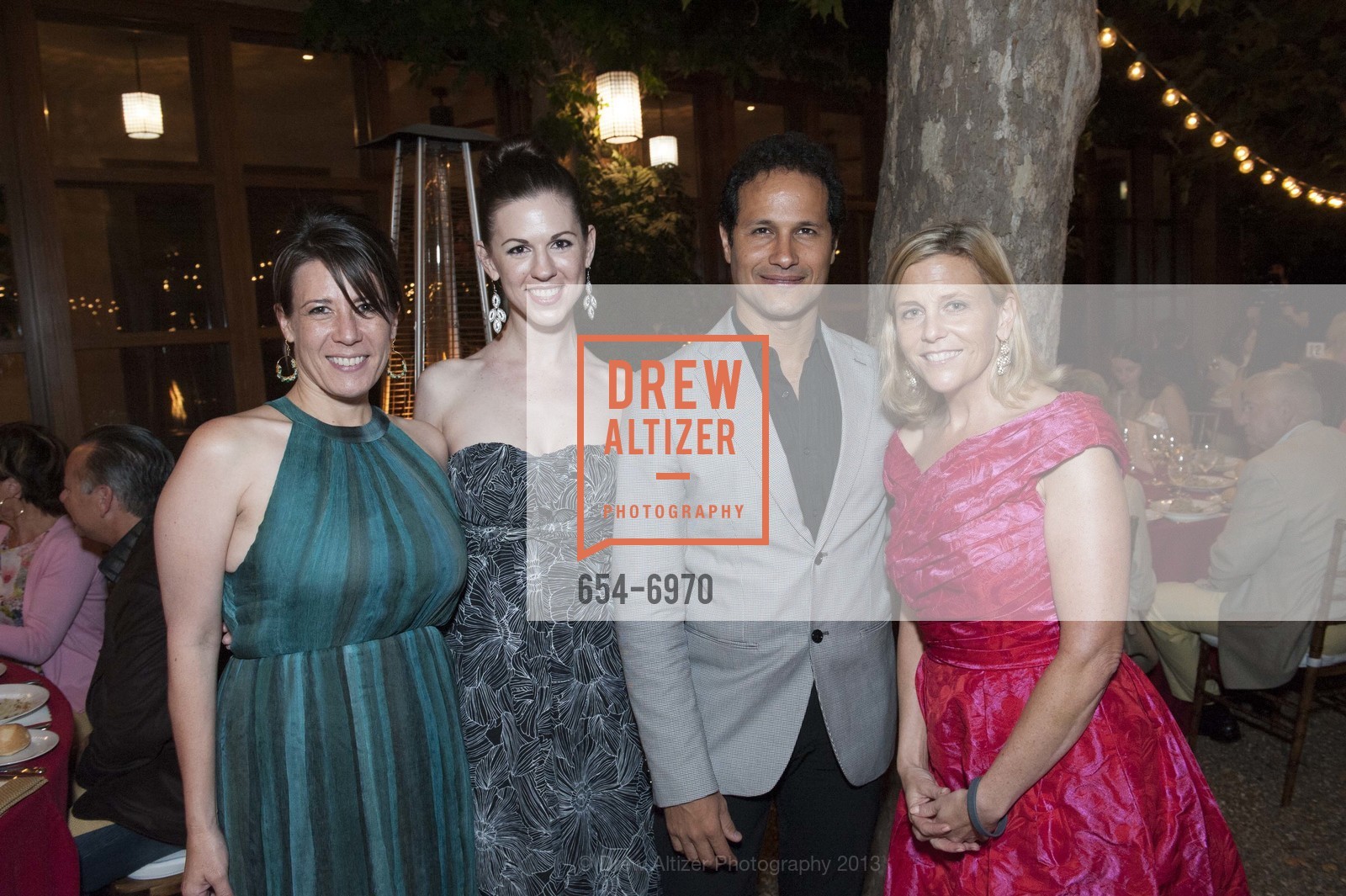 Stephanie Ziesel, Kristin Bertrand, Jose Cardeno, Beth Striebeck, FESTIVAL DEL SOLE's Dinner at QUINTESSA, US, July 19th, 2013, Photo #654-6970 Stephanie Ziesel, Kristin Bertrand, Jose Cardeno, Beth Striebeck, Photo #654-6970