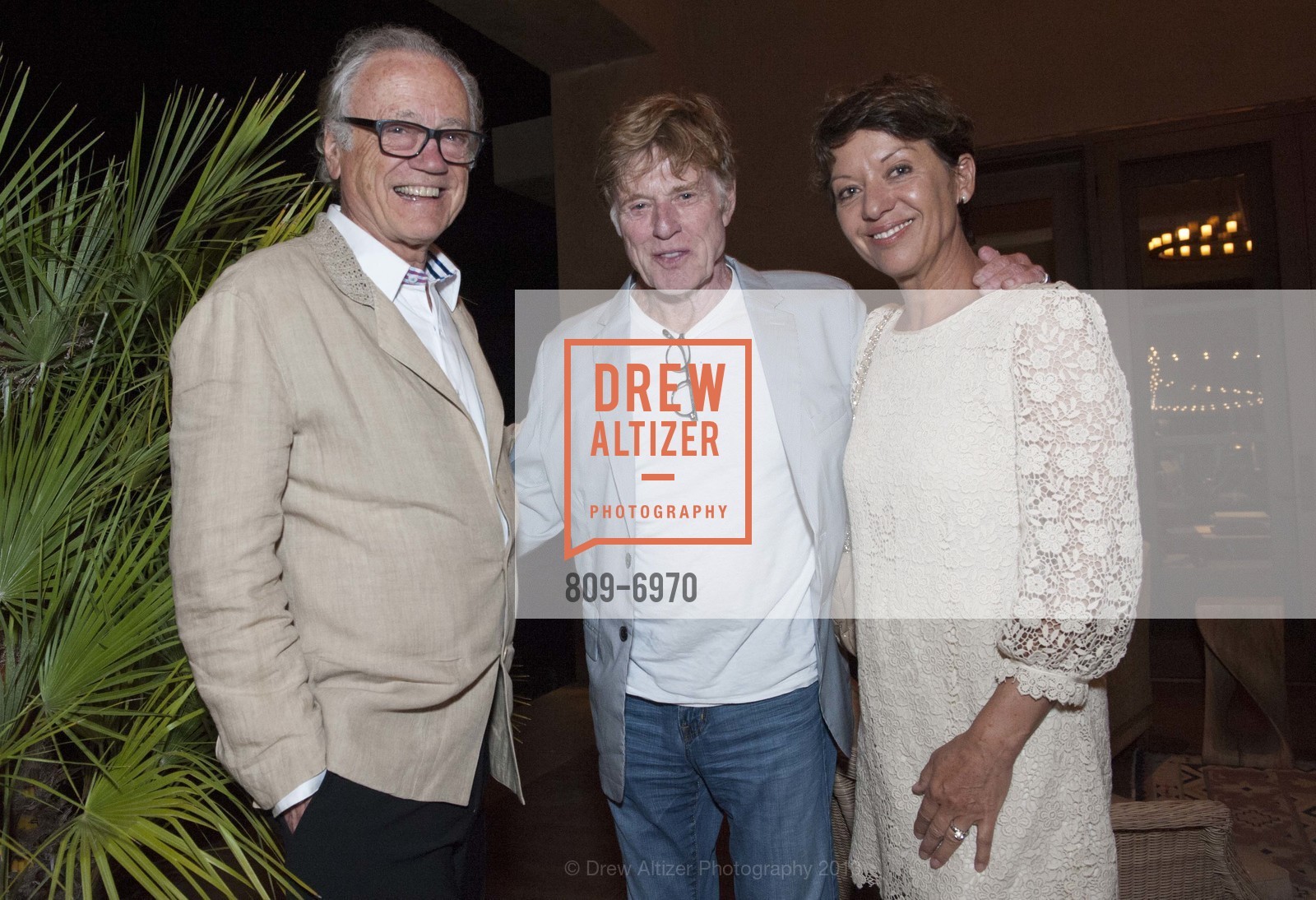 Agustin Huneeus, Robert Redford, Sybille Szaggars, FESTIVAL DEL SOLE's Dinner at QUINTESSA, US, July 19th, 2013, Photo #809-6970 Agustin Huneeus, Robert Redford, Sybille Szaggars, Photo #809-6970