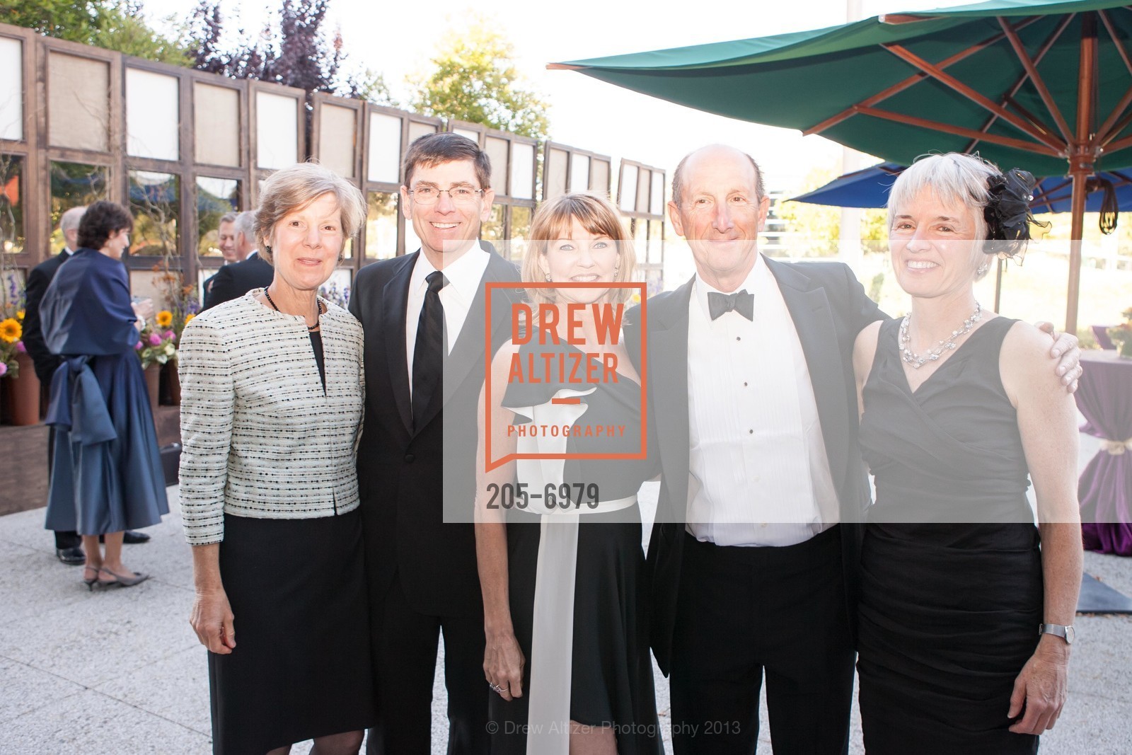 Carolyn Davidson, Gordon Davidson, Holly Ward, Scott Spector, Pat Lucas, THEATREWorks Honors, US, June 15th, 2013, Photo #205-6979 Carolyn Davidson, Gordon Davidson, Holly Ward, Scott Spector, Pat Lucas, Photo #205-6979