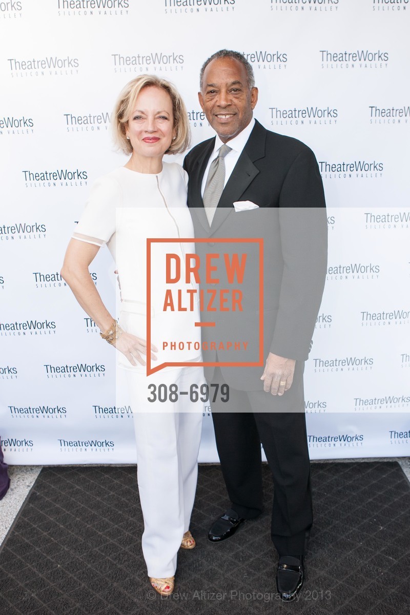Sandi Thompson, John Thompson, Photo #308-6979