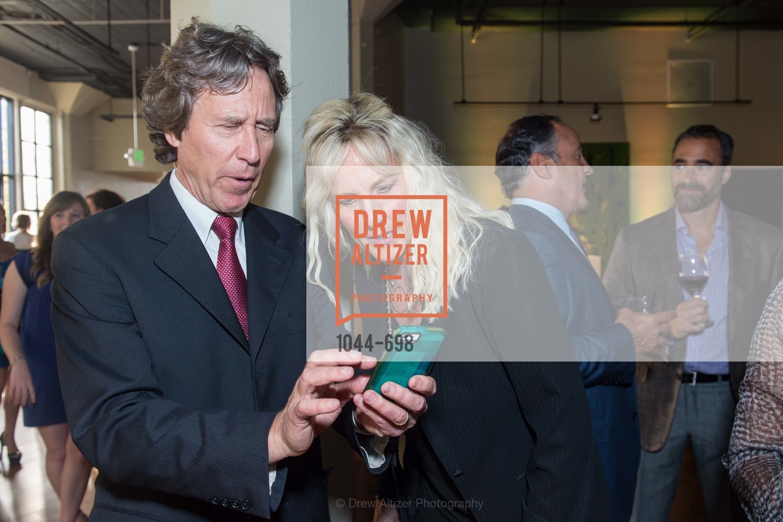 Bill Allayaud, Erin Brockovich, EWG's 6th Annual Earth Dinner, US, May 6th, 2015,Drew Altizer, Drew Altizer Photography, full-service agency, private events, San Francisco photographer, photographer california