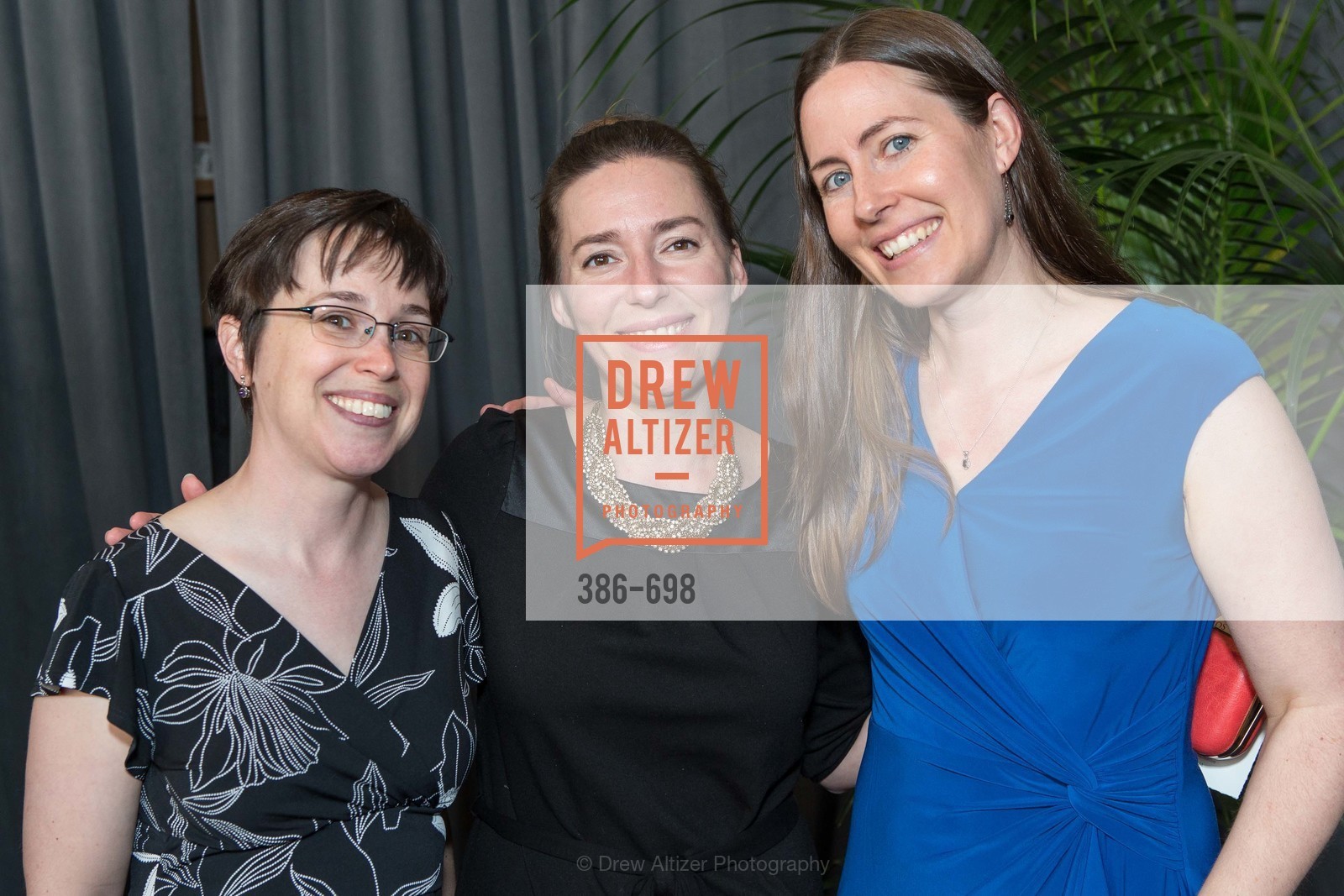 Rebecca Sutton, Samara Geller, Tasha Stoiber, EWG's 6th Annual Earth Dinner, US, May 6th, 2015, Photo #386-698 Rebecca Sutton, Samara Geller, Tasha Stoiber, Photo #386-698