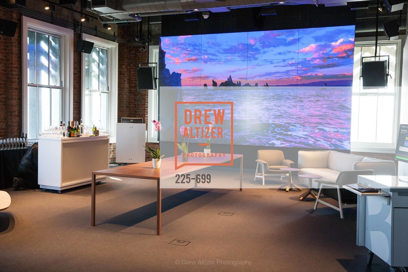 Atmosphere, BLOOMBERG Office Opening, US, May 7th, 2015,Drew Altizer, Drew Altizer Photography, full-service event agency, private events, San Francisco photographer, photographer California